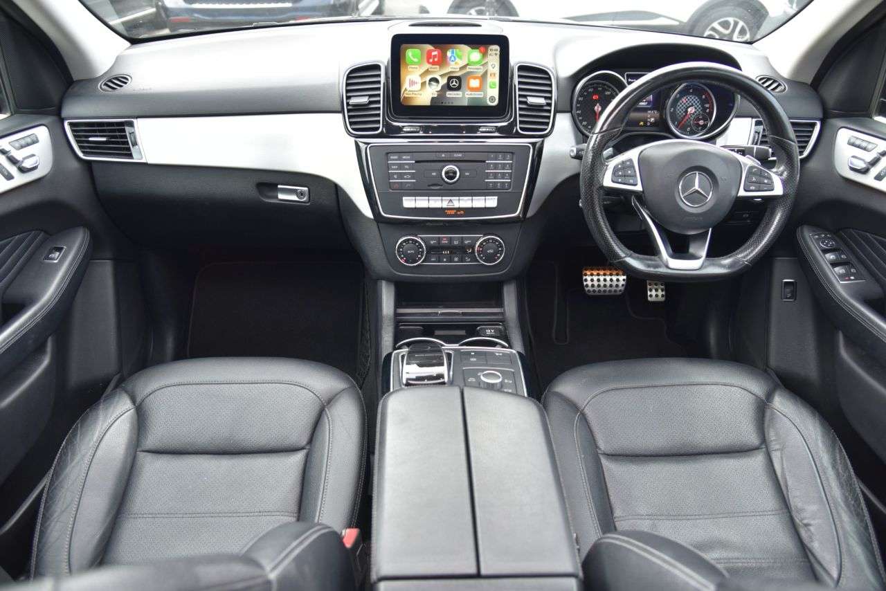 A 2016 MERCEDES-BENZ GLE 2.1 GLE250d AMG Line (Premium) SUV 5dr Diesel G-Tronic 4MATIC Euro 6 (s/s) A 2016 MERCEDES-BENZ GLE 2.1 GLE250d AMG Line (Premium) SUV 5dr Diesel G-Tronic 4MATIC Euro 6 (s/s)