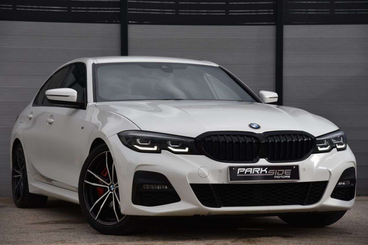 A 2021 BMW 3 SERIES 2.0 318d MHT M Sport Saloon 4dr Diesel Hybrid Auto Euro 6 (s/s) (150 ps) FU A 2021 BMW 3 SERIES 2.0 318d MHT M Sport Saloon 4dr Diesel Hybrid Auto Euro 6 (s/s) (150 ps) FU