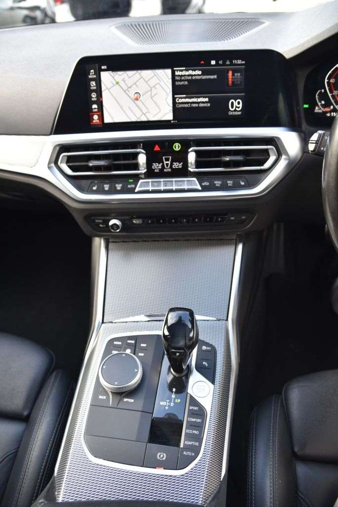 2021 BMW 3 SERIES 2021 BMW 3 SERIES