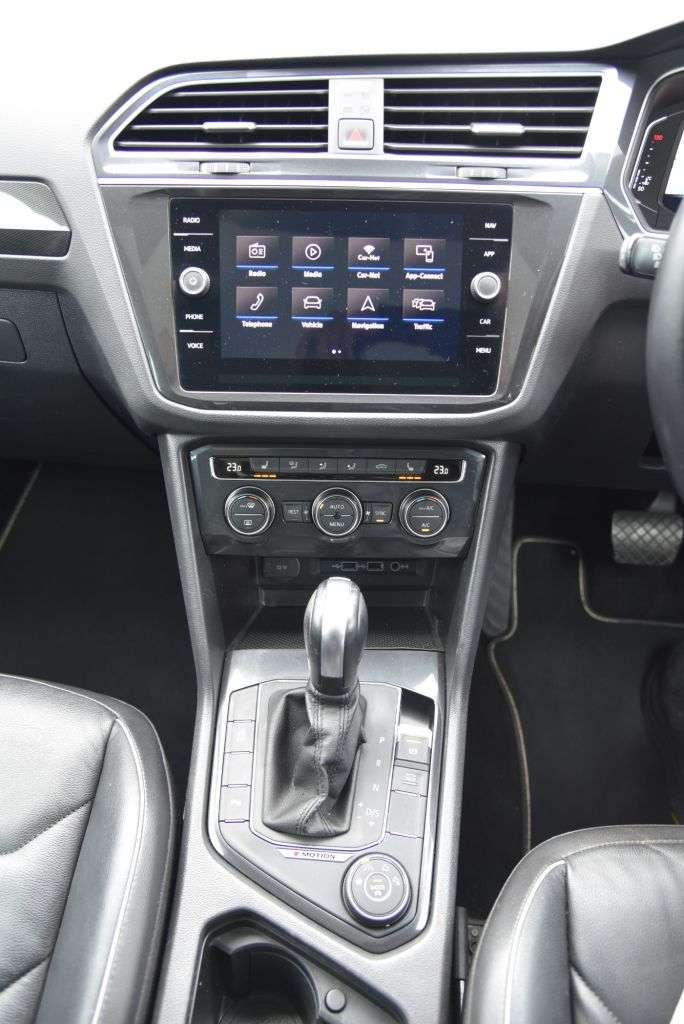 2020 VOLKSWAGEN TIGUAN 2020 VOLKSWAGEN TIGUAN