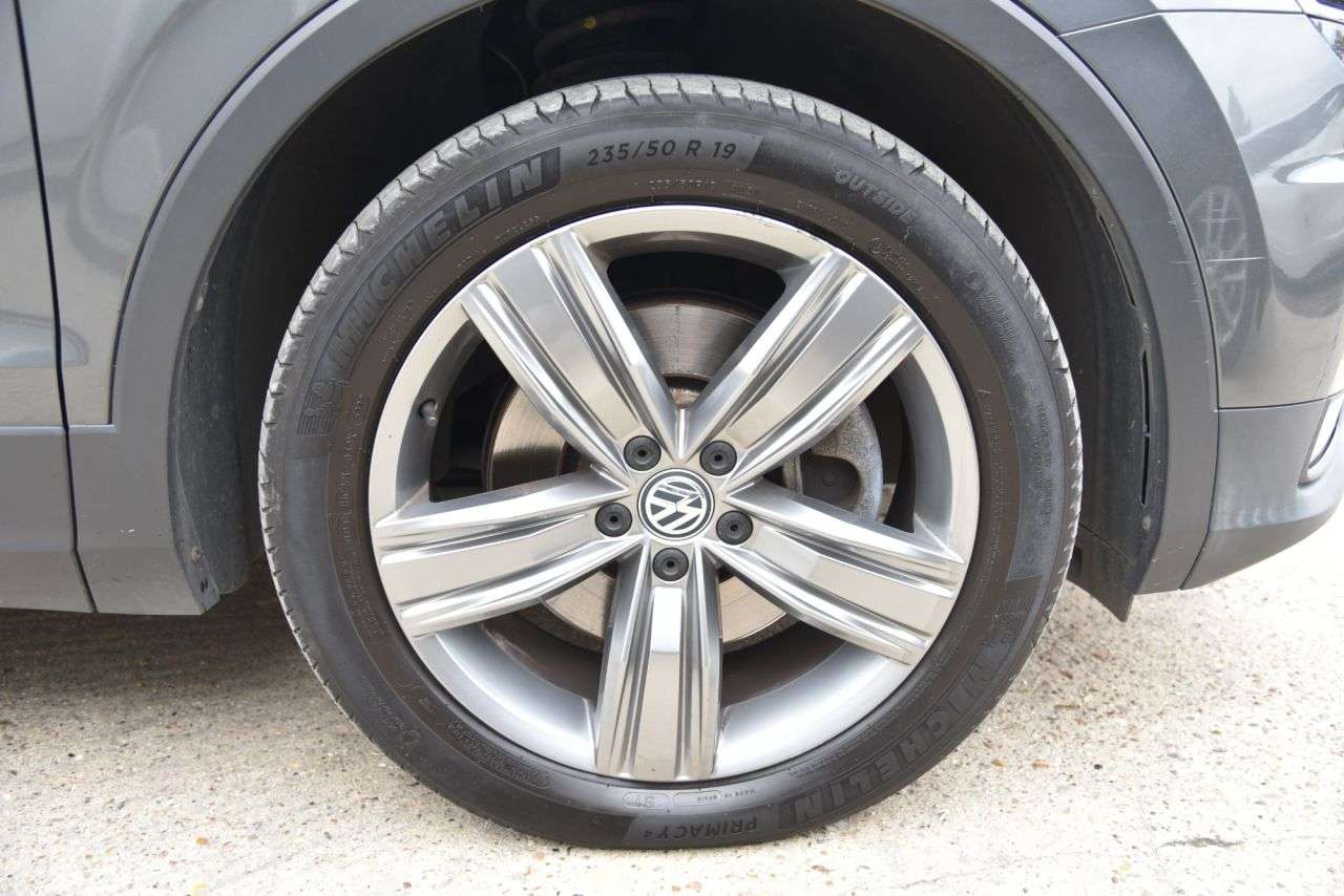 2020 VOLKSWAGEN TIGUAN 2020 VOLKSWAGEN TIGUAN
