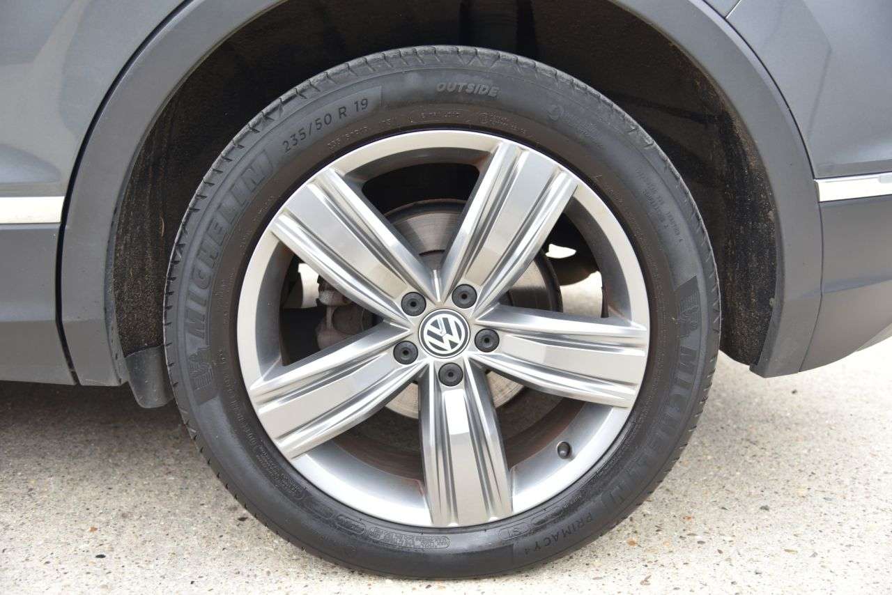 2020 VOLKSWAGEN TIGUAN 2020 VOLKSWAGEN TIGUAN