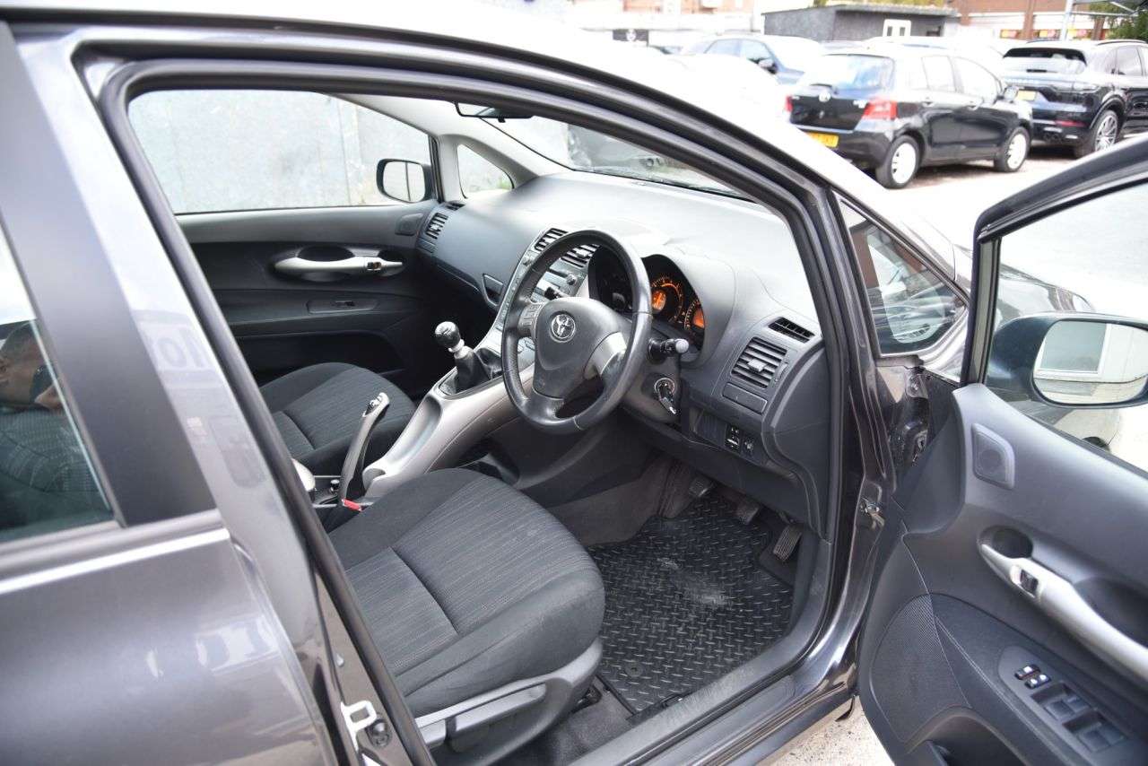 2009 TOYOTA AURIS 2009 TOYOTA AURIS