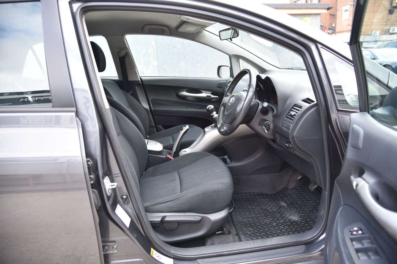 2009 TOYOTA AURIS 2009 TOYOTA AURIS