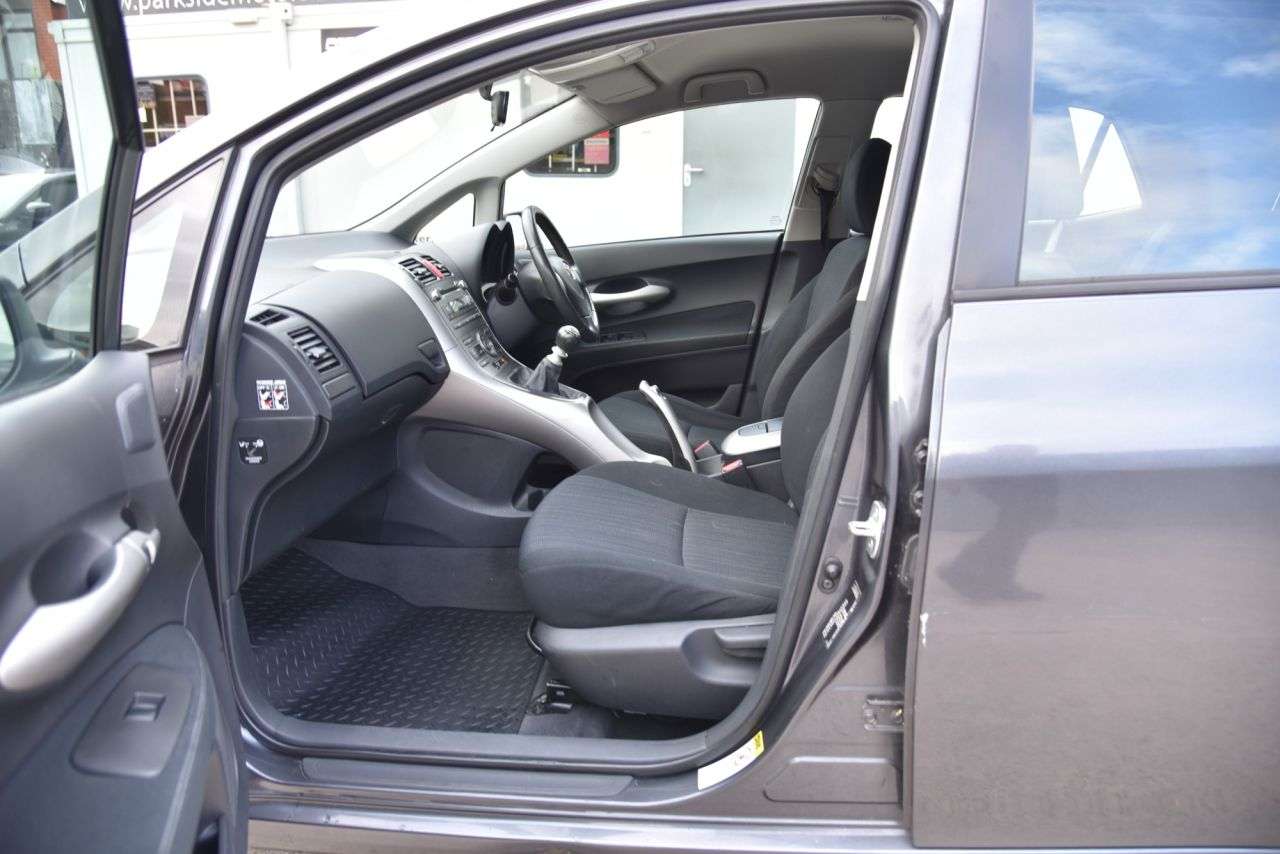 2009 TOYOTA AURIS 2009 TOYOTA AURIS