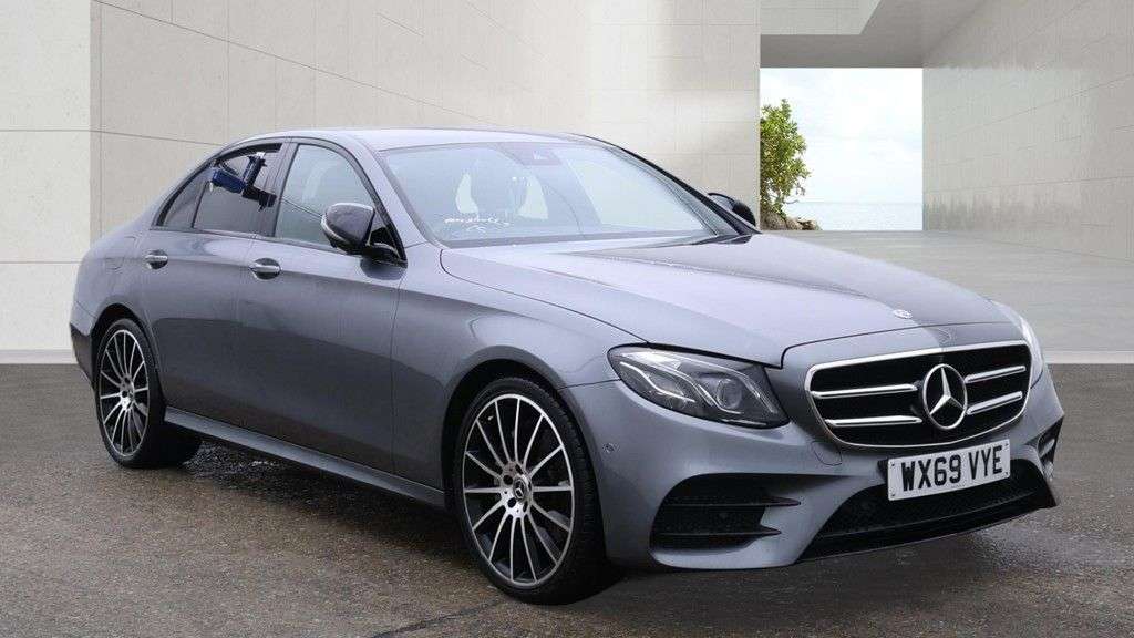 A 2019 MERCEDES-BENZ E CLASS 2.0 E220d AMG Line Night Edition (Premium) Saloon 4dr Diesel G-Tronic+ Euro A 2019 MERCEDES-BENZ E CLASS 2.0 E220d AMG Line Night Edition (Premium) Saloon 4dr Diesel G-Tronic+ Euro