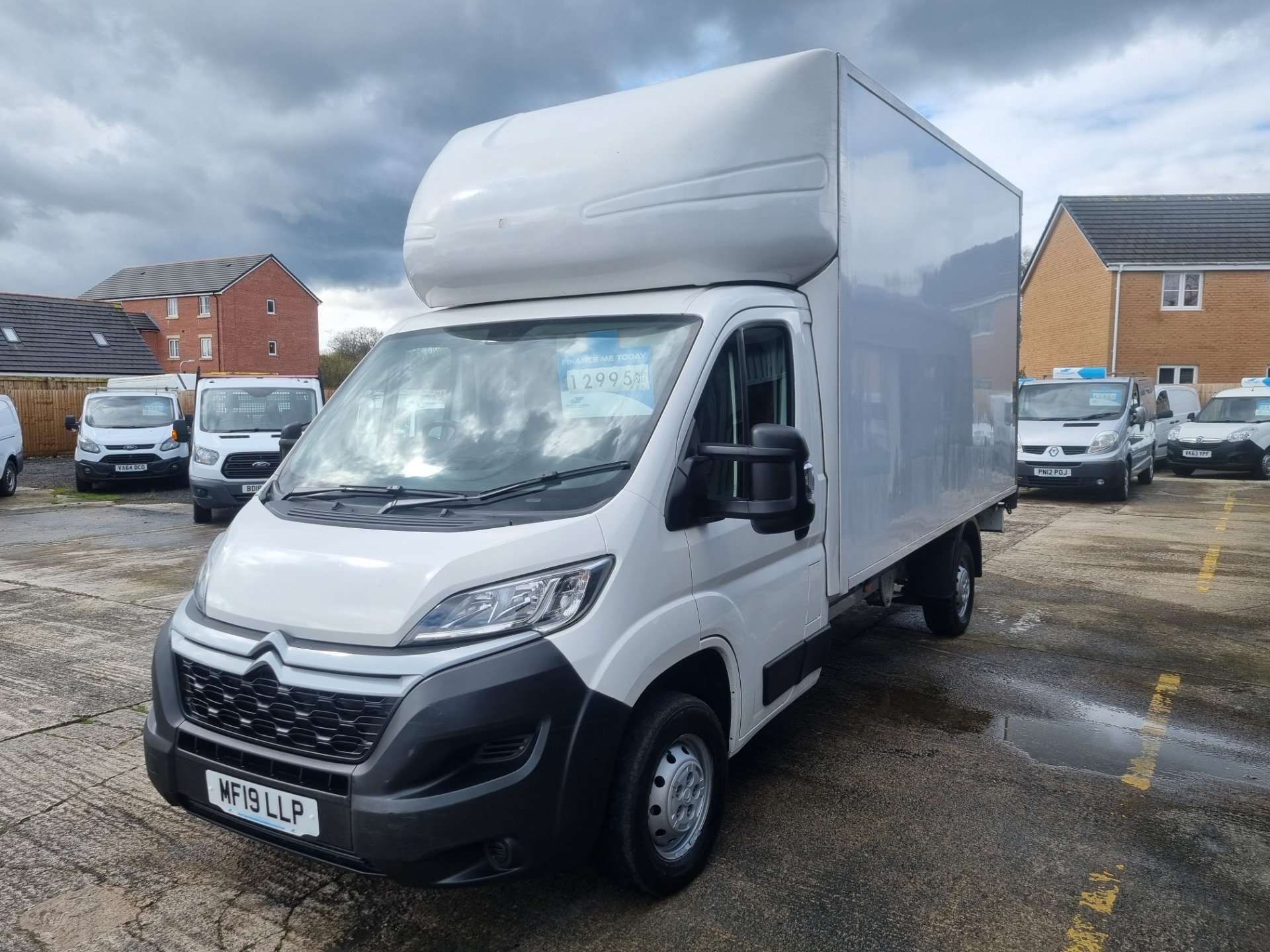 A 2019 CITROEN RELAY 35 HEAVY L4 LUTON BLUEHDI A 2019 CITROEN RELAY 35 HEAVY L4 LUTON BLUEHDI