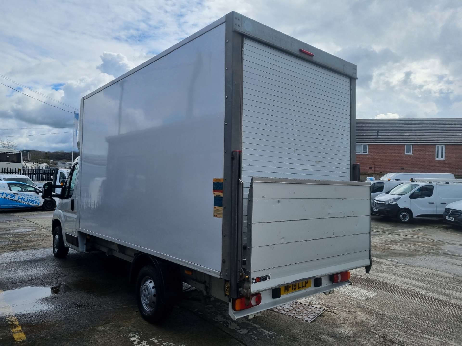 A 2019 CITROEN RELAY 35 HEAVY L4 LUTON BLUEHDI A 2019 CITROEN RELAY 35 HEAVY L4 LUTON BLUEHDI