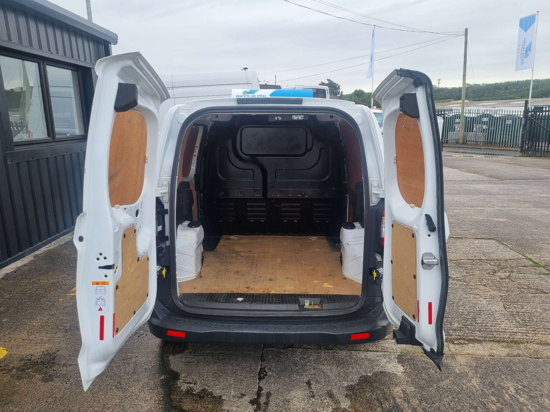 2018 FORD TRANSIT COURIER 2018 FORD TRANSIT COURIER