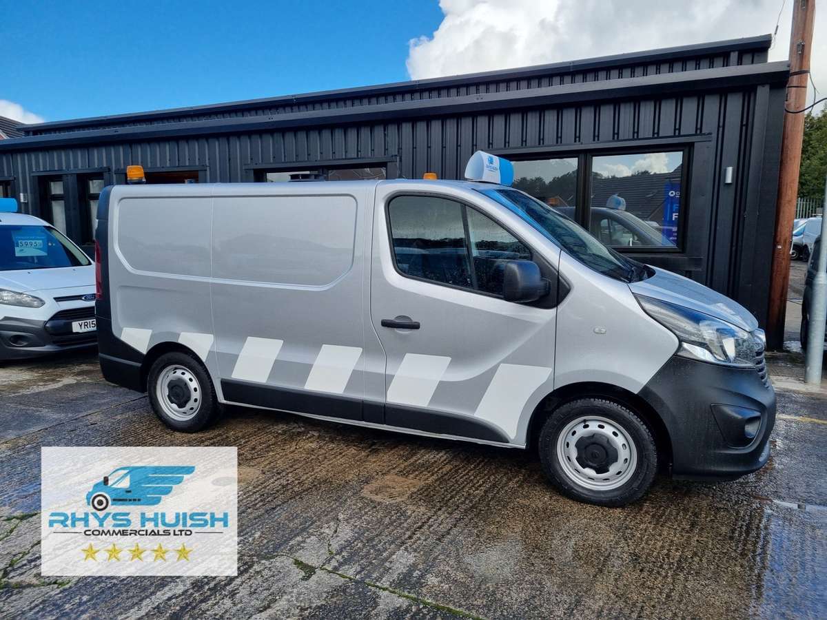 Check out this Vauxhall Vivaro 2015 Diesel Manual