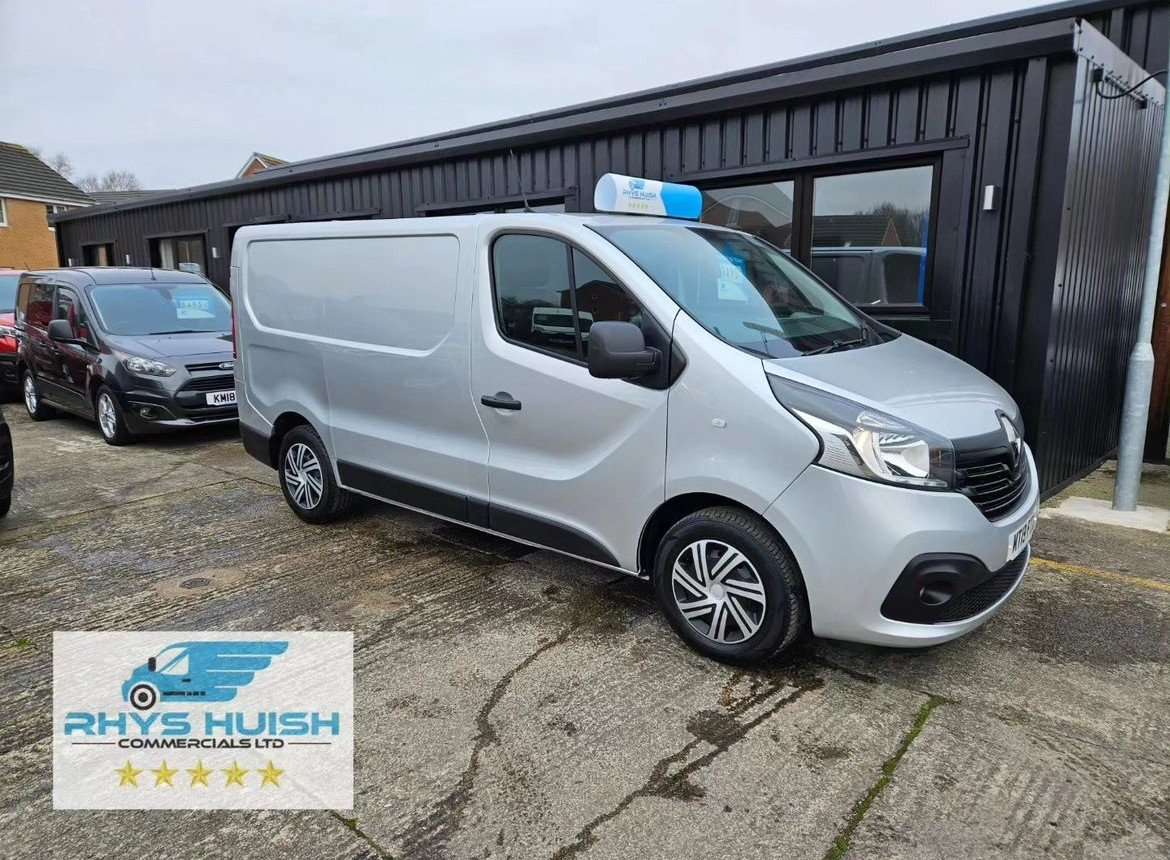 A 2019 RENAULT TRAFIC SL27 BUSINESS PLUS ENERGY DCI A 2019 RENAULT TRAFIC SL27 BUSINESS PLUS ENERGY DCI