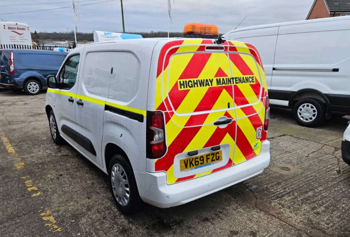 A 2019 VAUXHALL COMBO L1H1 2000 SPORTIVE S/S A 2019 VAUXHALL COMBO L1H1 2000 SPORTIVE S/S