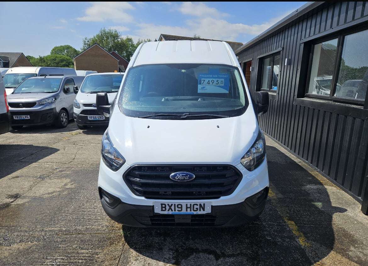 A 2019 FORD TRANSIT CUSTOM 340 BASE P/V L1 H2 A 2019 FORD TRANSIT CUSTOM 340 BASE P/V L1 H2