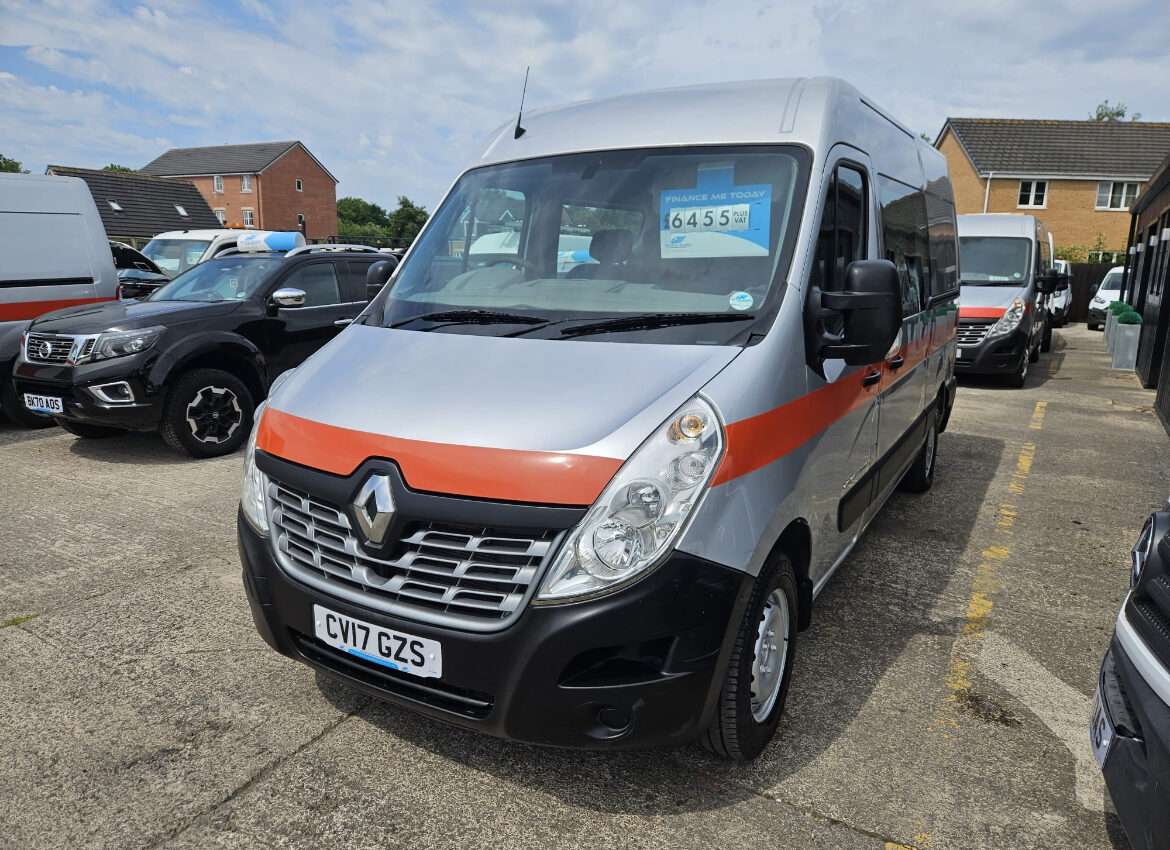 A 2017 RENAULT MASTER MM35 BUSINESS PLUS ENERGY DCI CRC A 2017 RENAULT MASTER MM35 BUSINESS PLUS ENERGY DCI CRC
