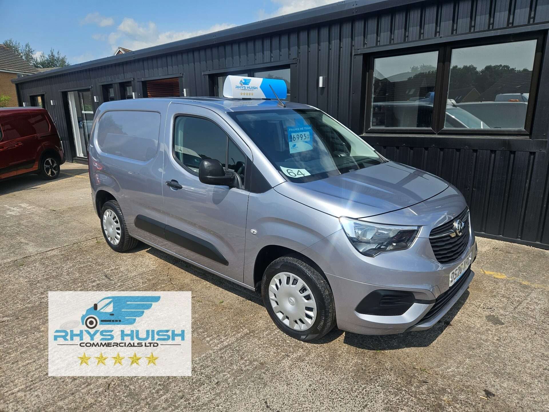 A 2020 VAUXHALL COMBO L1H1 2300 SPORTIVE S/S A 2020 VAUXHALL COMBO L1H1 2300 SPORTIVE S/S