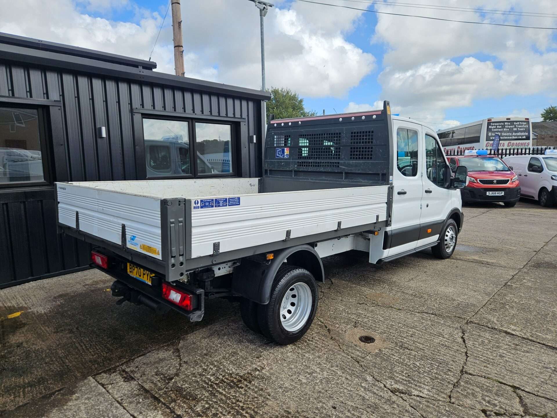 A 2021 FORD TRANSIT 350 LEADER CRC ECOBLUE A 2021 FORD TRANSIT 350 LEADER CRC ECOBLUE