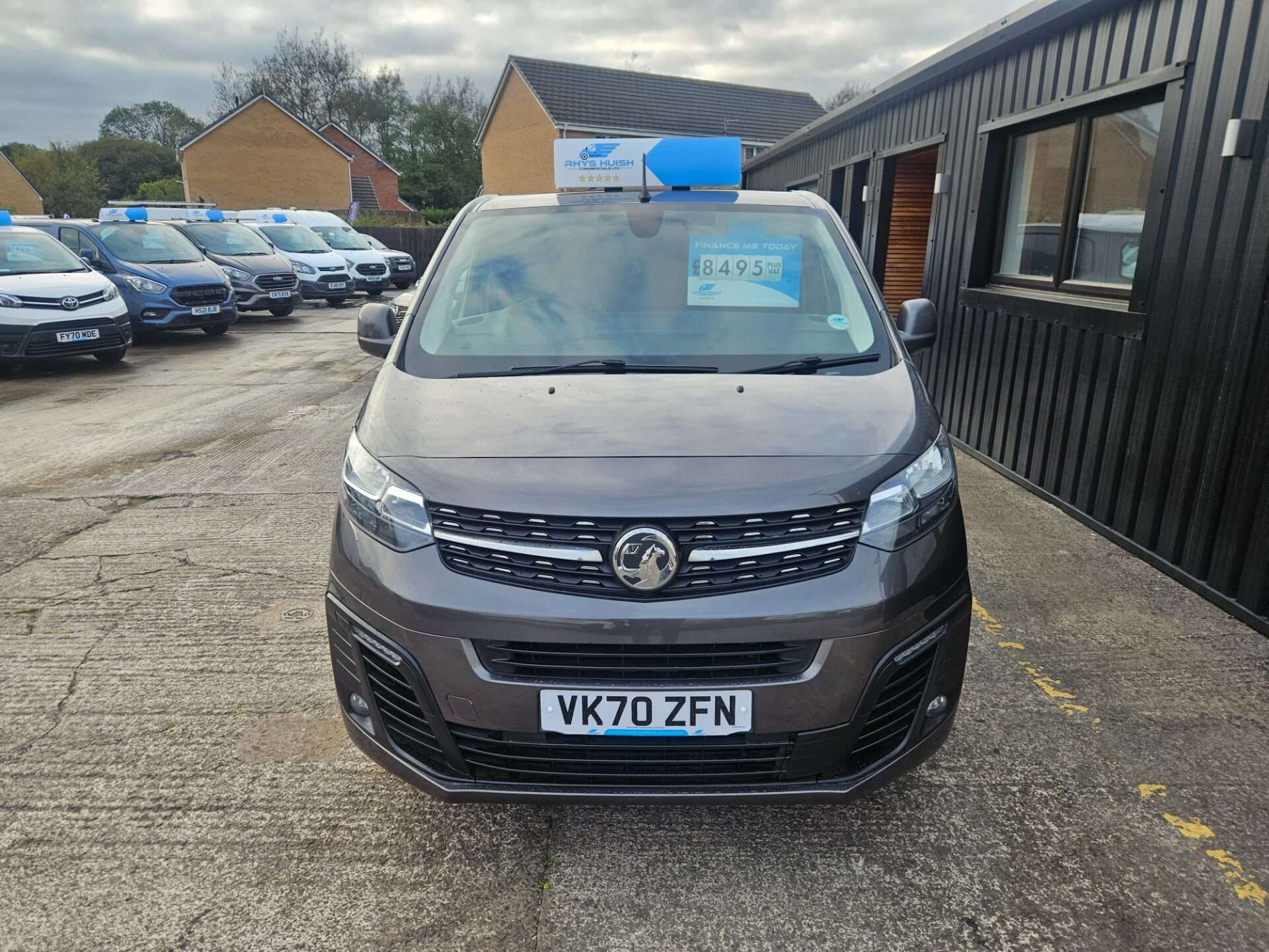 A 2020 VAUXHALL VIVARO L1H1 2700 SPORTIVE S/S A 2020 VAUXHALL VIVARO L1H1 2700 SPORTIVE S/S