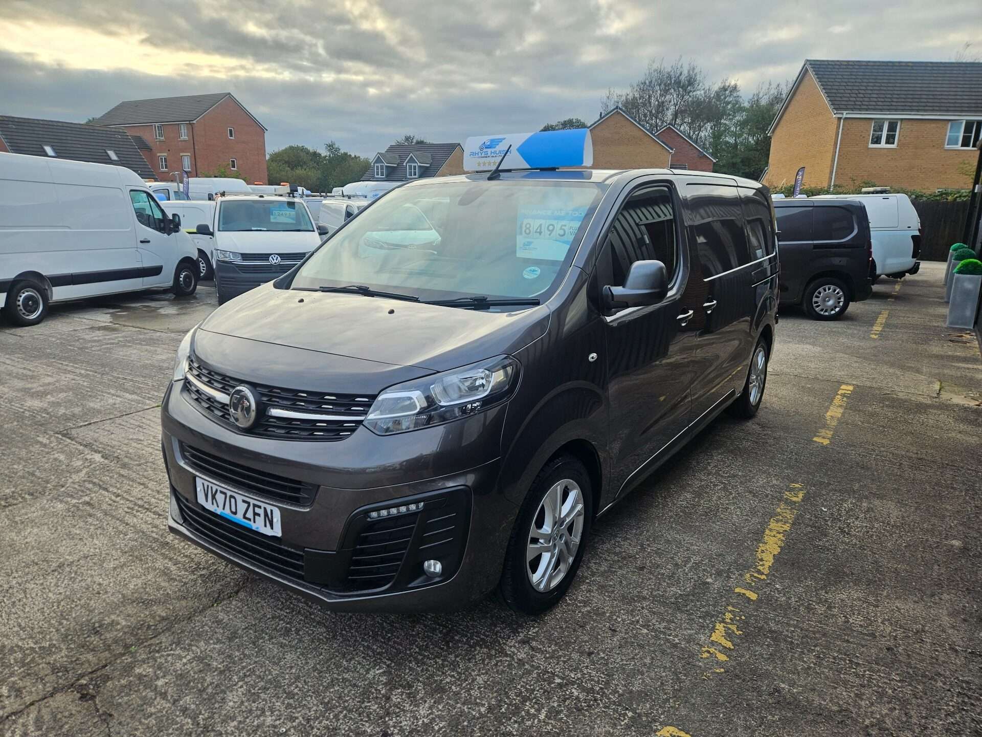 A 2020 VAUXHALL VIVARO L1H1 2700 SPORTIVE S/S A 2020 VAUXHALL VIVARO L1H1 2700 SPORTIVE S/S