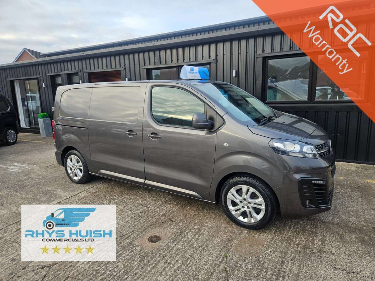 Check out this Vauxhall Vivaro 2020 Diesel Manual