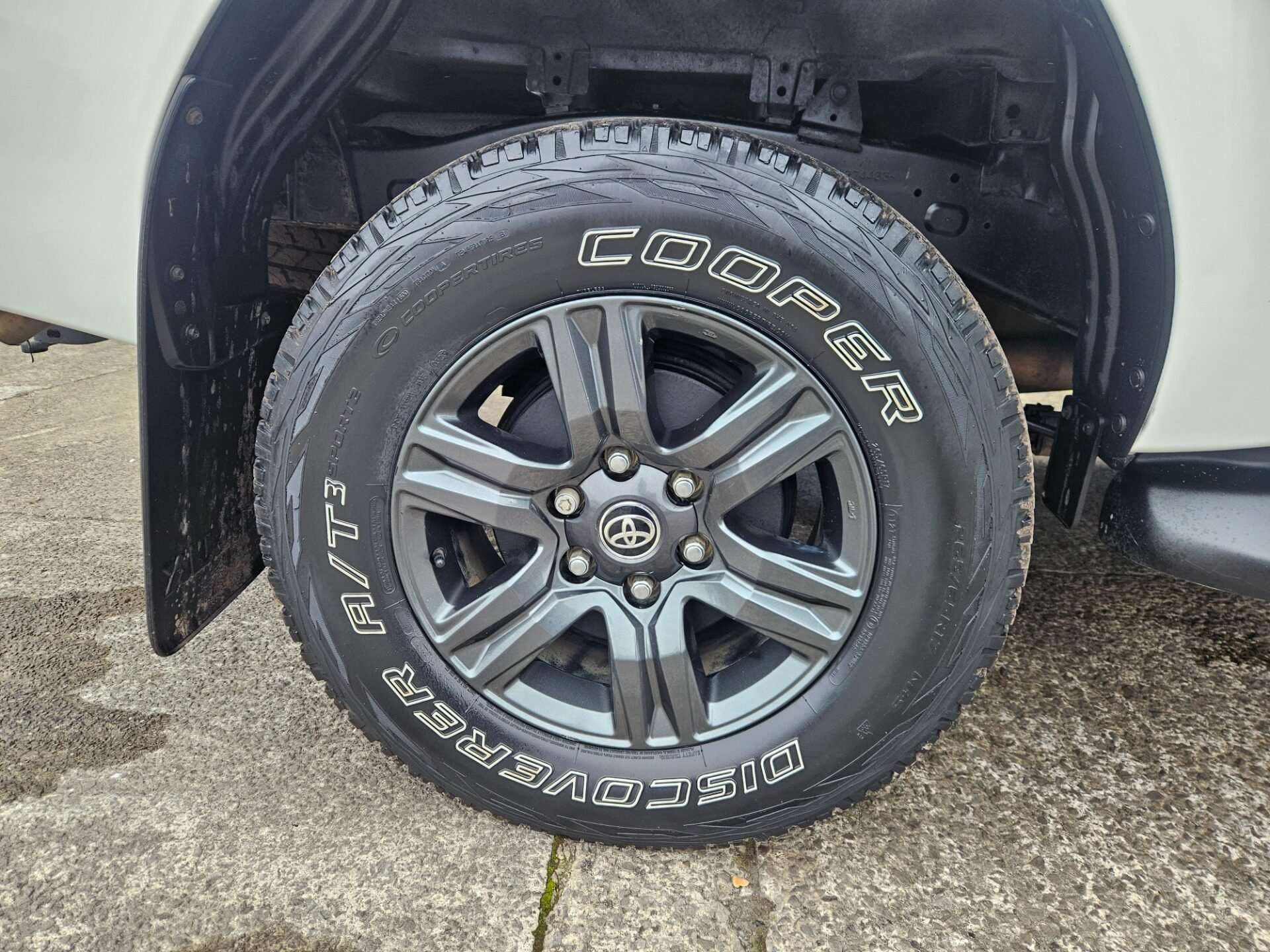 2021 TOYOTA HILUX 2021 TOYOTA HILUX