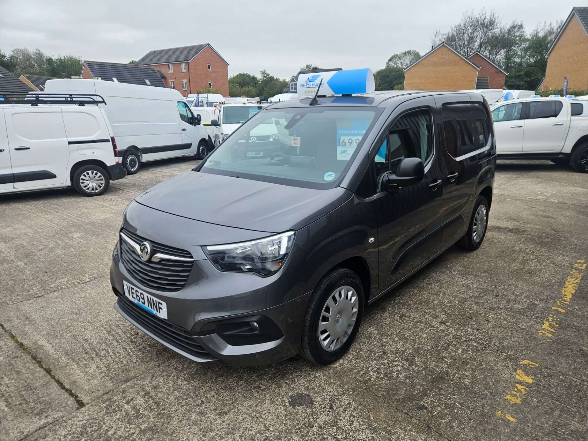 A 2020 VAUXHALL COMBO L1H1 2000 SPORTIVE S/S A 2020 VAUXHALL COMBO L1H1 2000 SPORTIVE S/S