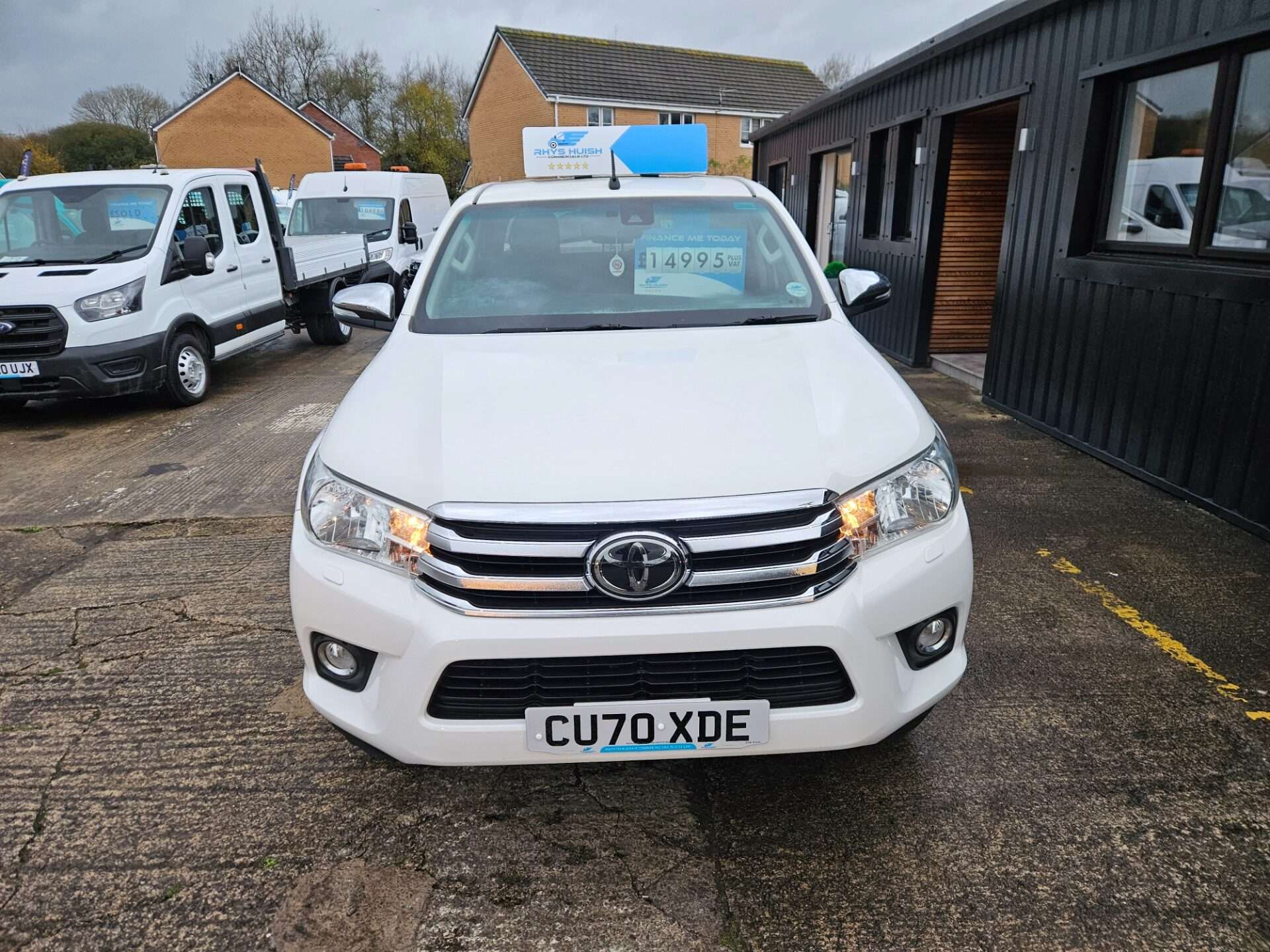 A 2020 TOYOTA HILUX ICON 4WD D-4D DCB A 2020 TOYOTA HILUX ICON 4WD D-4D DCB