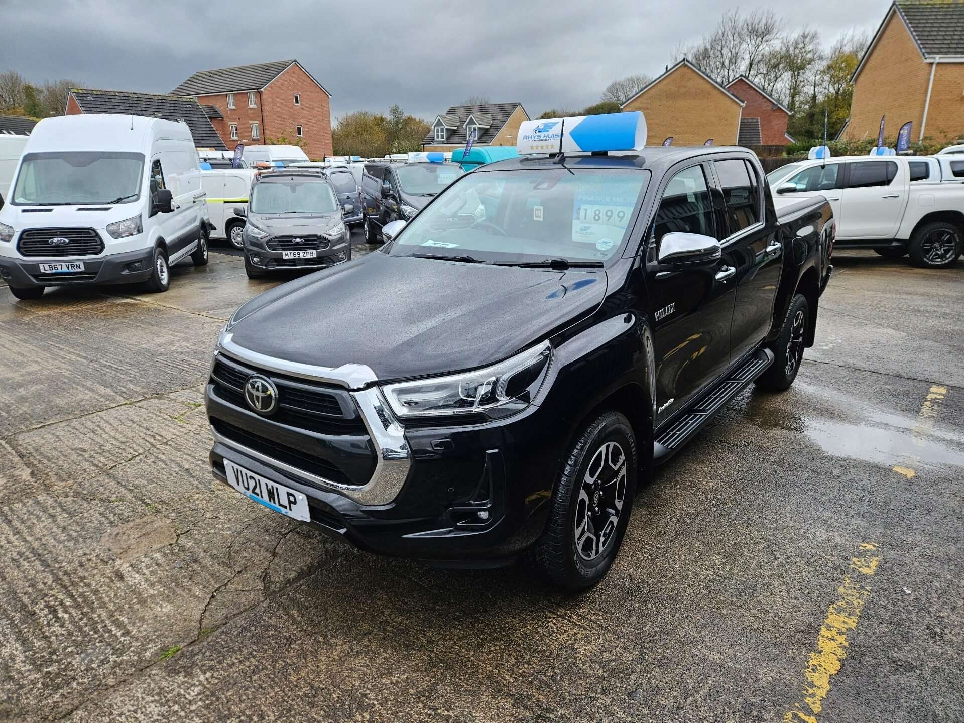 A 2021 TOYOTA HILUX INVINCIBLE 4WD D-4D DCB A 2021 TOYOTA HILUX INVINCIBLE 4WD D-4D DCB