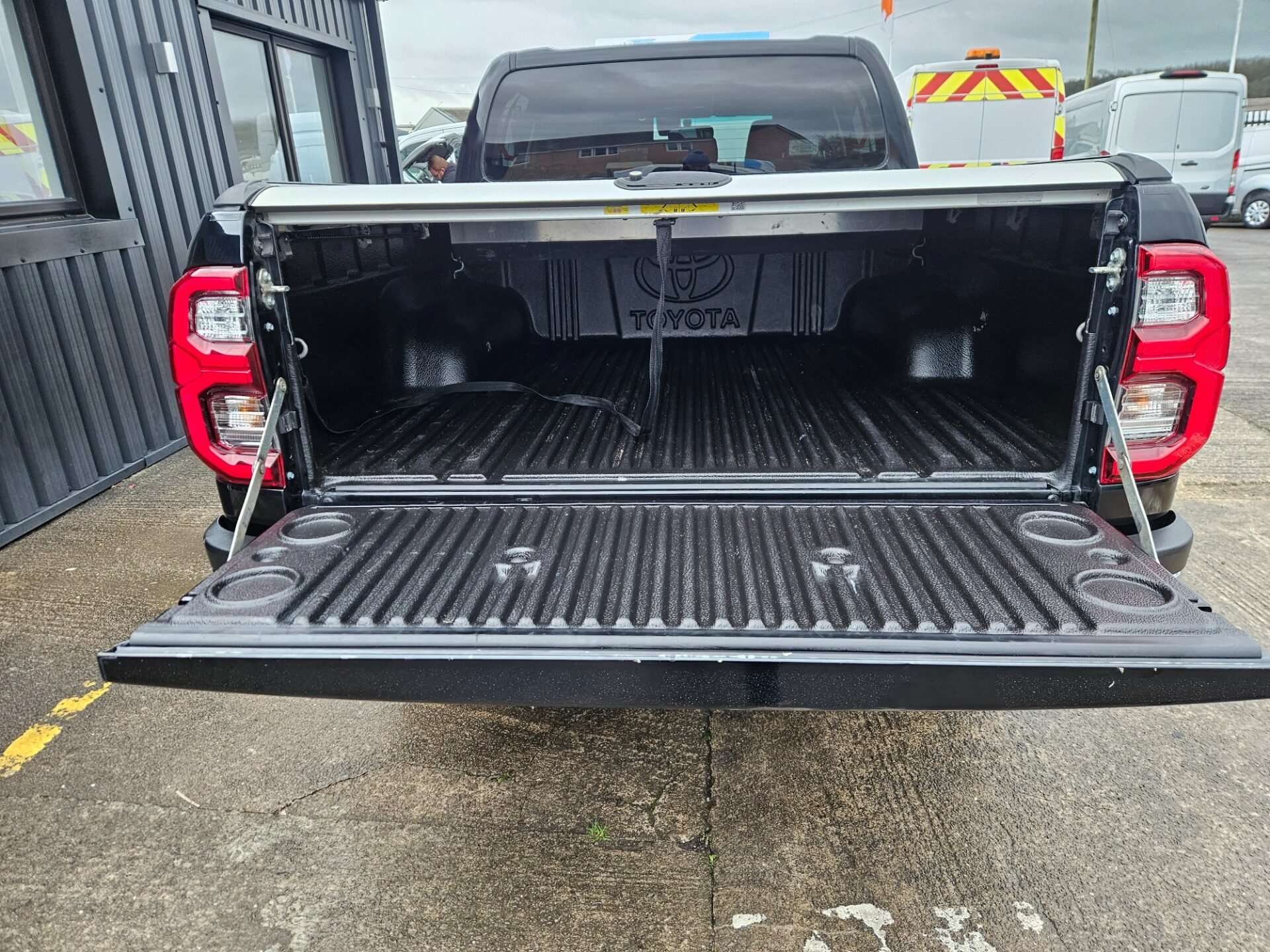 2021 TOYOTA HILUX 2021 TOYOTA HILUX