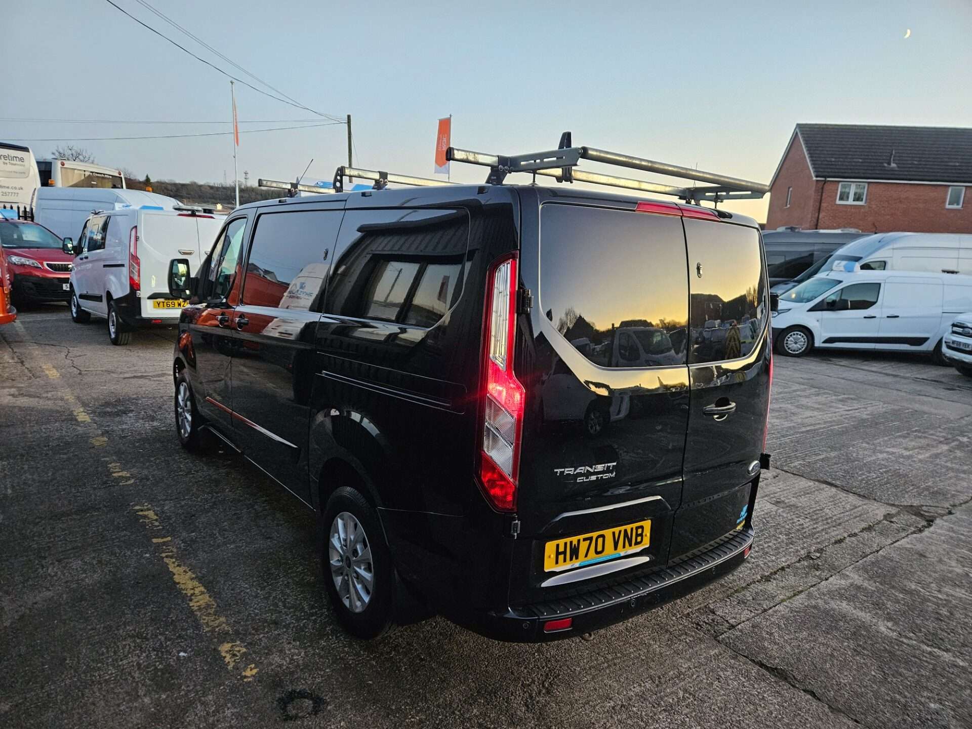 A 2020 FORD TRANSIT CUSTOM 280 LIMITED P/V ECOBLUE A 2020 FORD TRANSIT CUSTOM 280 LIMITED P/V ECOBLUE