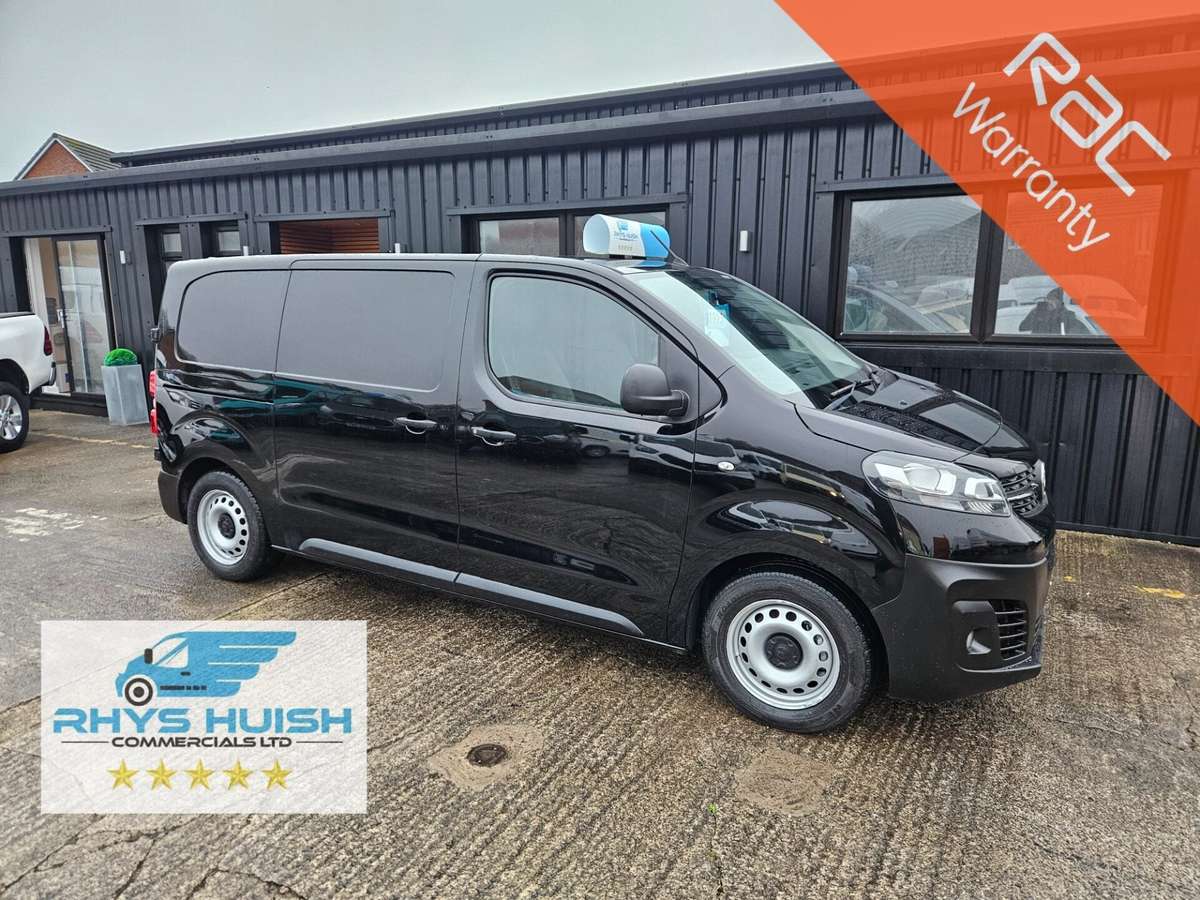 Check out this Vauxhall Vivaro 2021 Diesel Manual