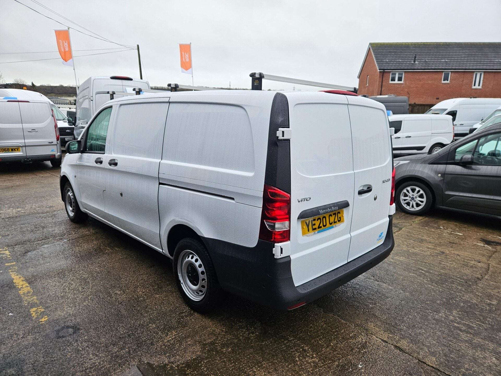 A 2020 MERCEDES-BENZ VITO 110 PURE L2 A 2020 MERCEDES-BENZ VITO 110 PURE L2