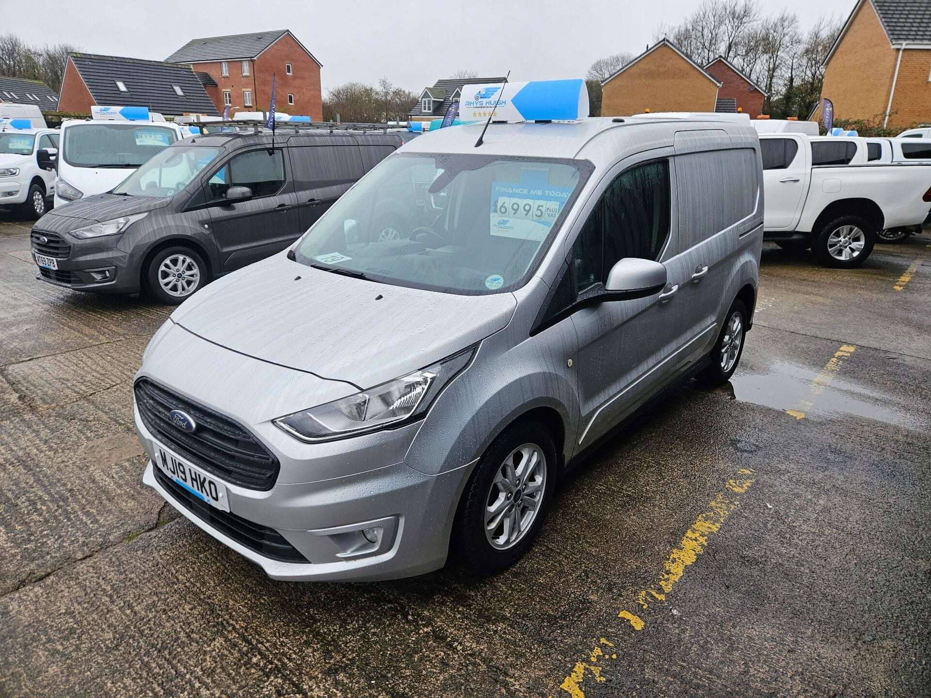 A 2019 FORD TRANSIT CONNECT 200 LIMITED TDCI A 2019 FORD TRANSIT CONNECT 200 LIMITED TDCI