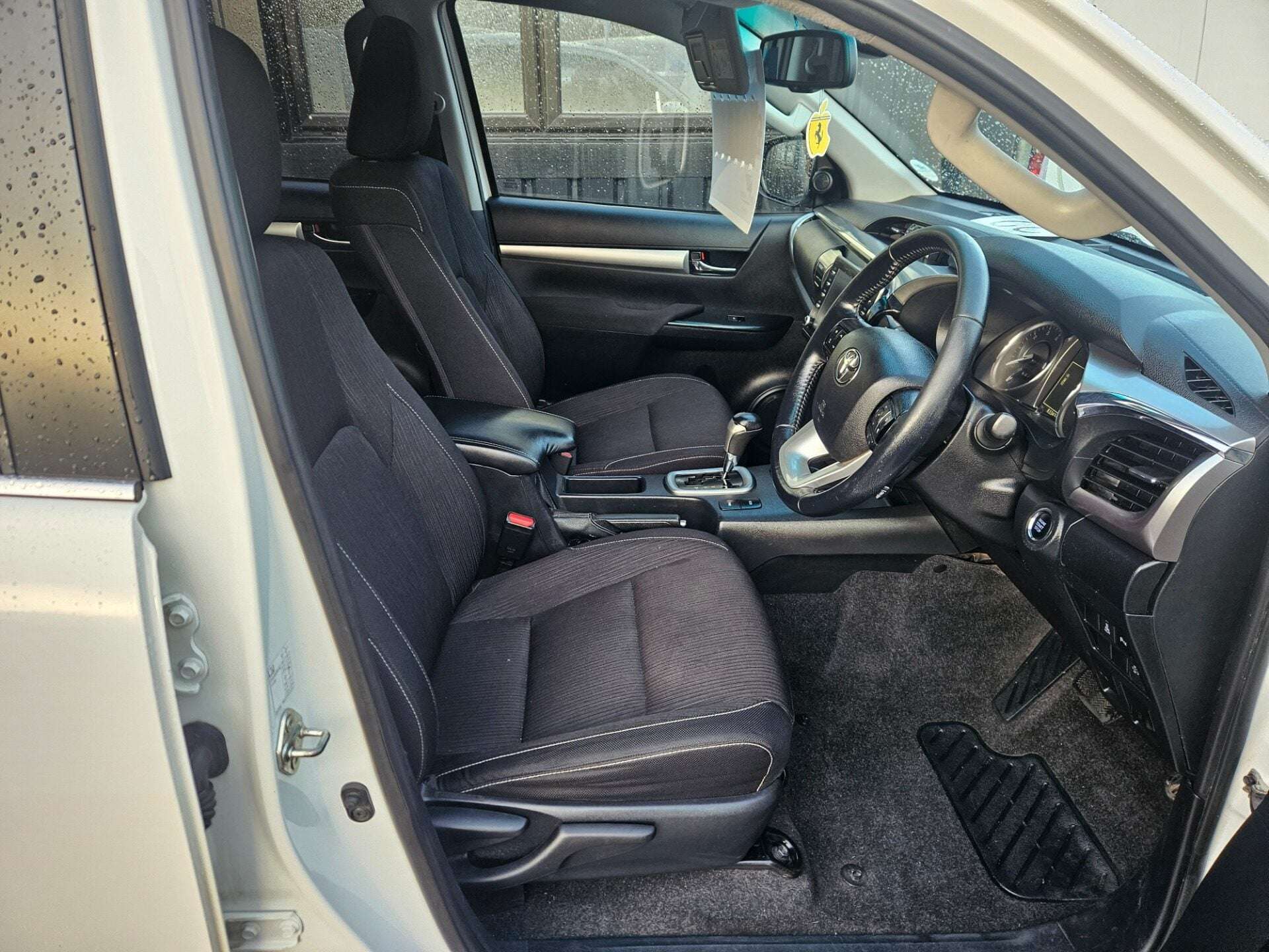 2022 TOYOTA HILUX 2022 TOYOTA HILUX