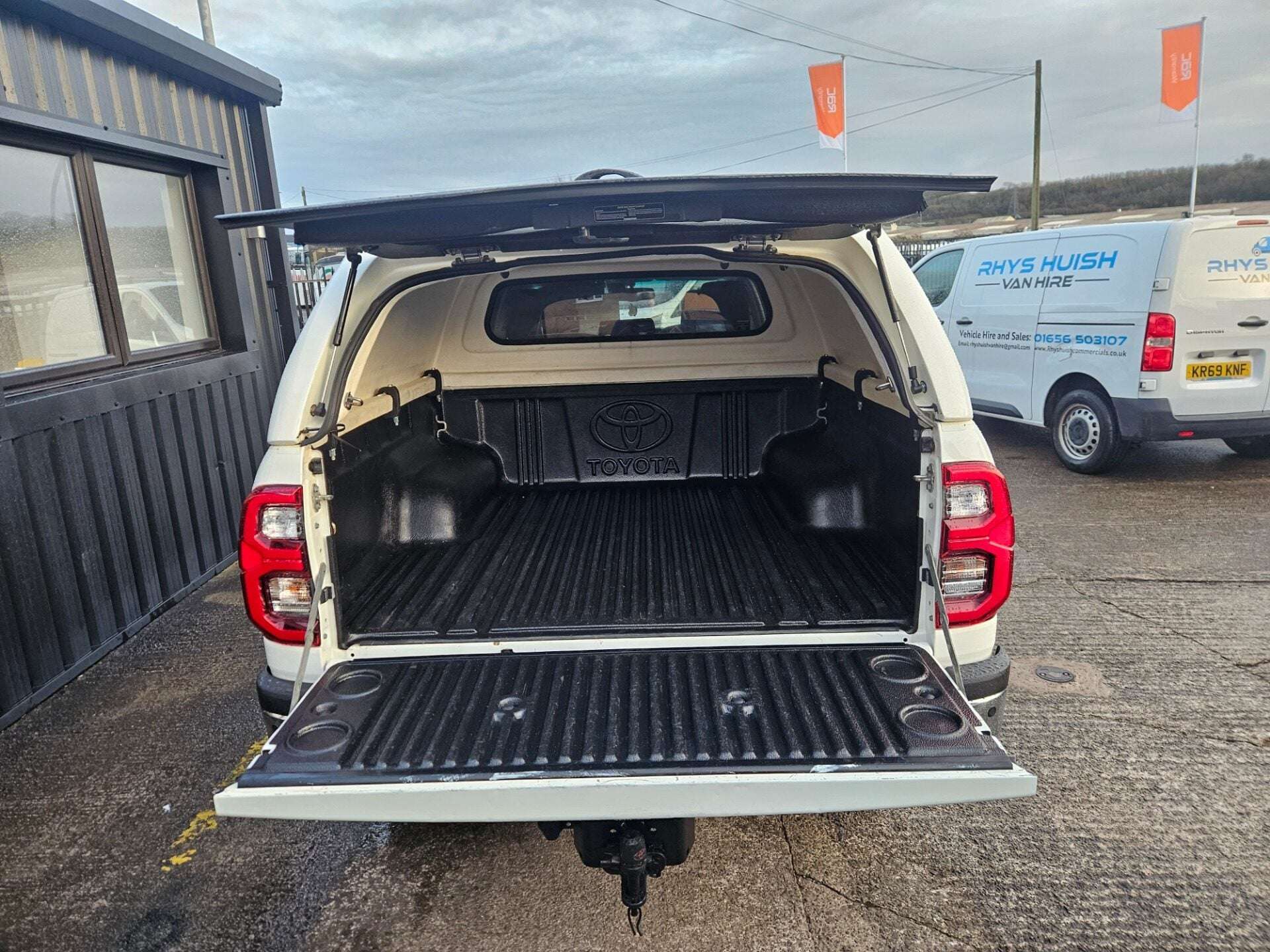 2022 TOYOTA HILUX 2022 TOYOTA HILUX