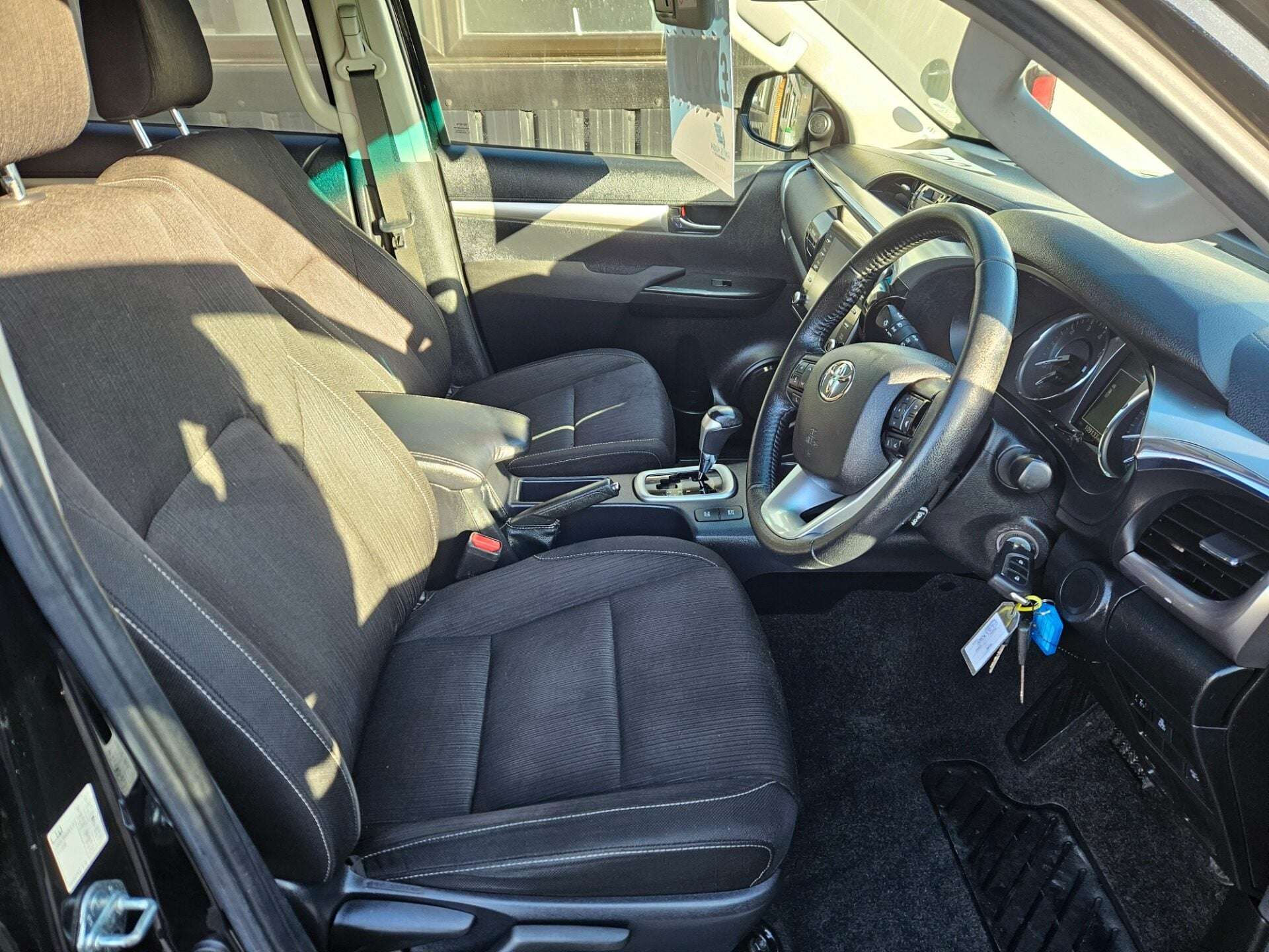 2021 TOYOTA HILUX 2021 TOYOTA HILUX