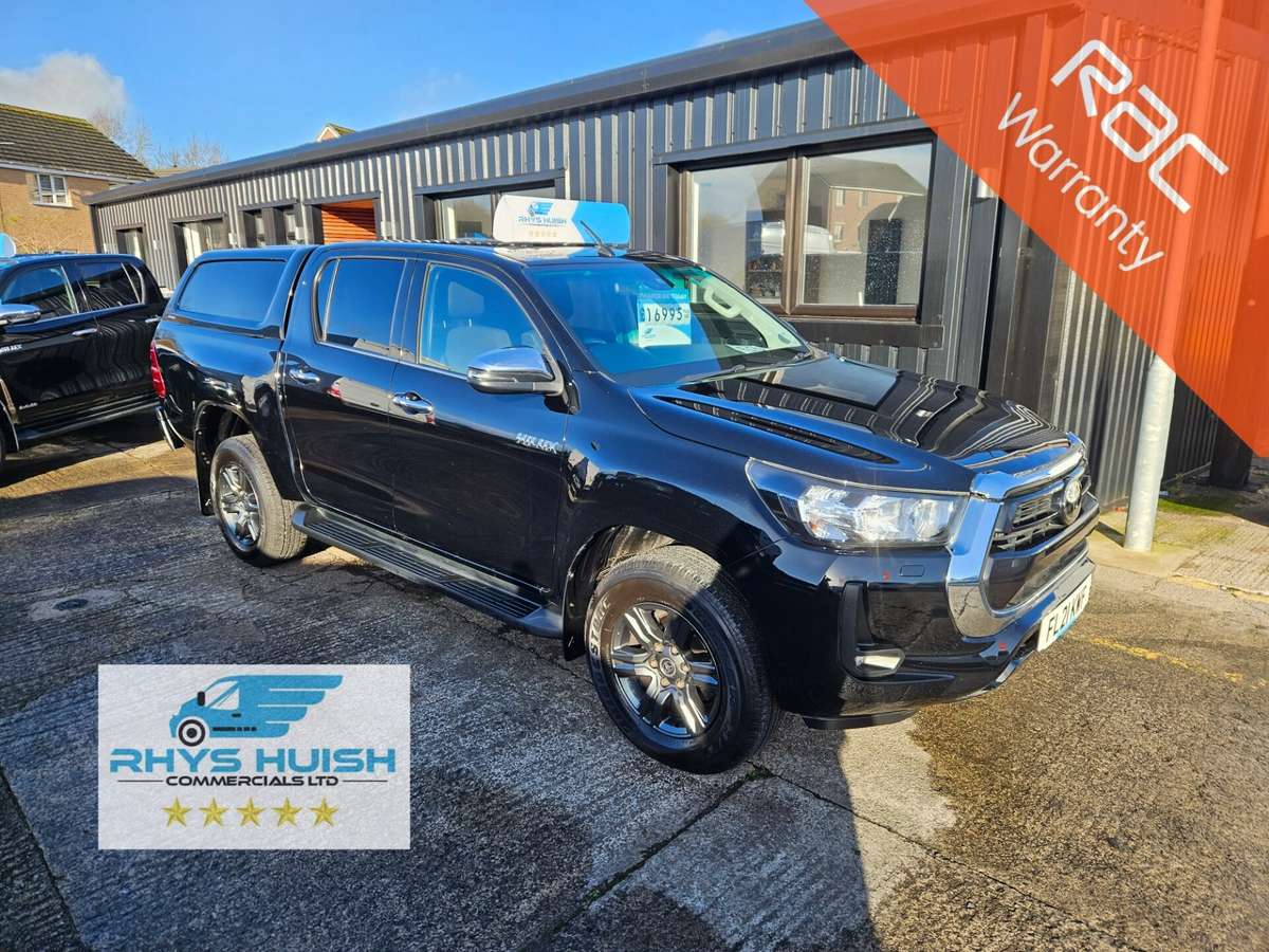 Check out this Toyota Hilux 2021 Diesel Automatic