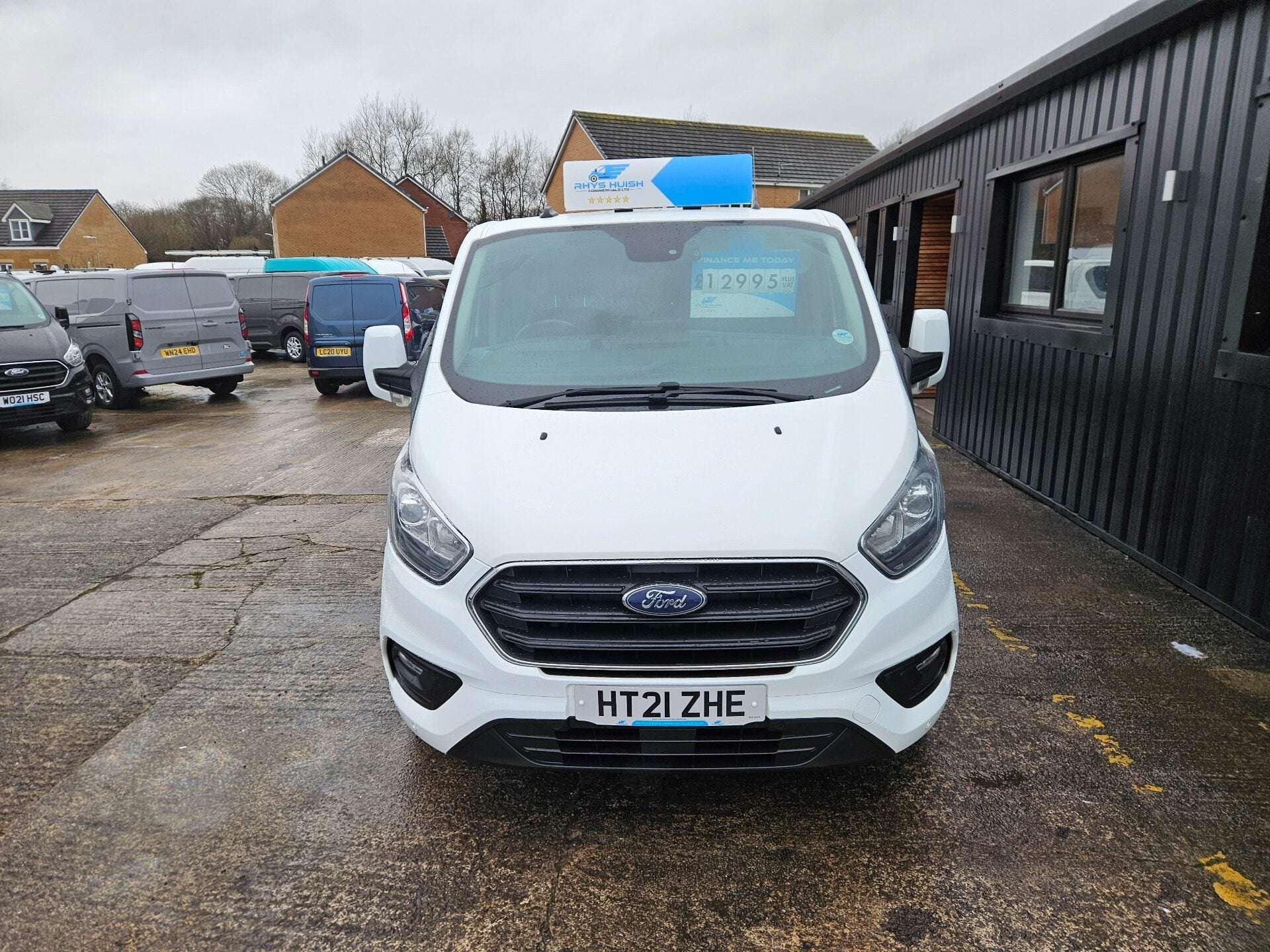 A 2021 FORD TRANSIT CUSTOM 300 LIMITED P/V ECOBLUE A 2021 FORD TRANSIT CUSTOM 300 LIMITED P/V ECOBLUE