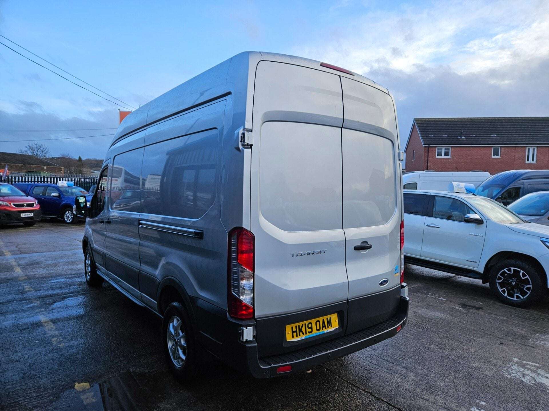 A 2019 FORD TRANSIT 350 L3 H3 P/V A 2019 FORD TRANSIT 350 L3 H3 P/V
