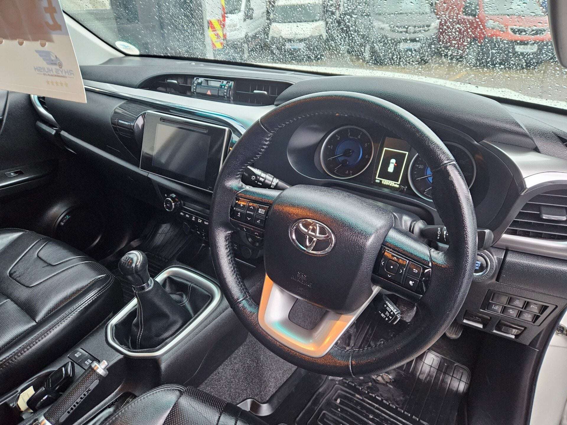 2019 TOYOTA HILUX 2019 TOYOTA HILUX