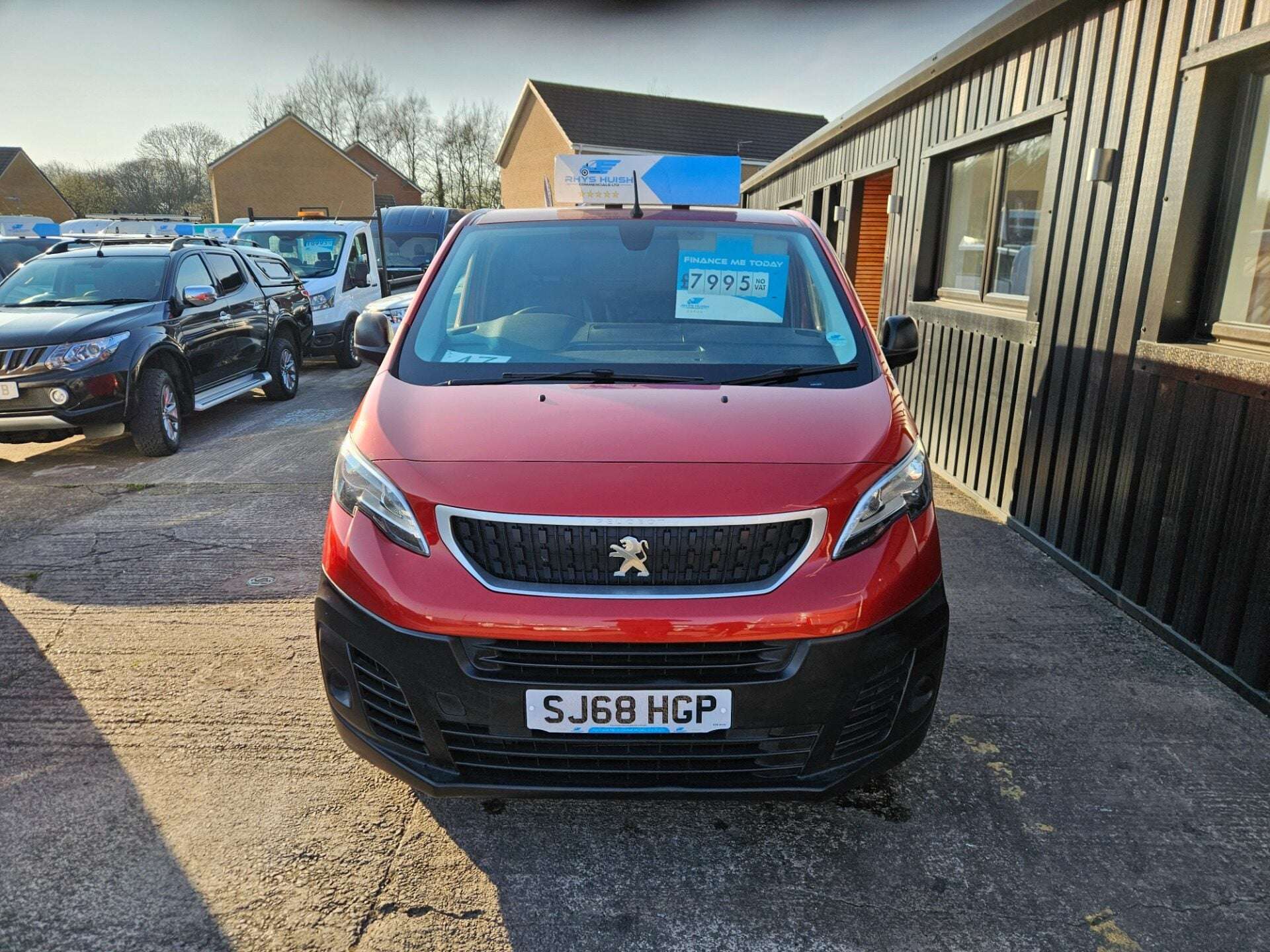 A 2018 PEUGEOT EXPERT BLUE HDI PROFESSIONAL STANDARD A 2018 PEUGEOT EXPERT BLUE HDI PROFESSIONAL STANDARD