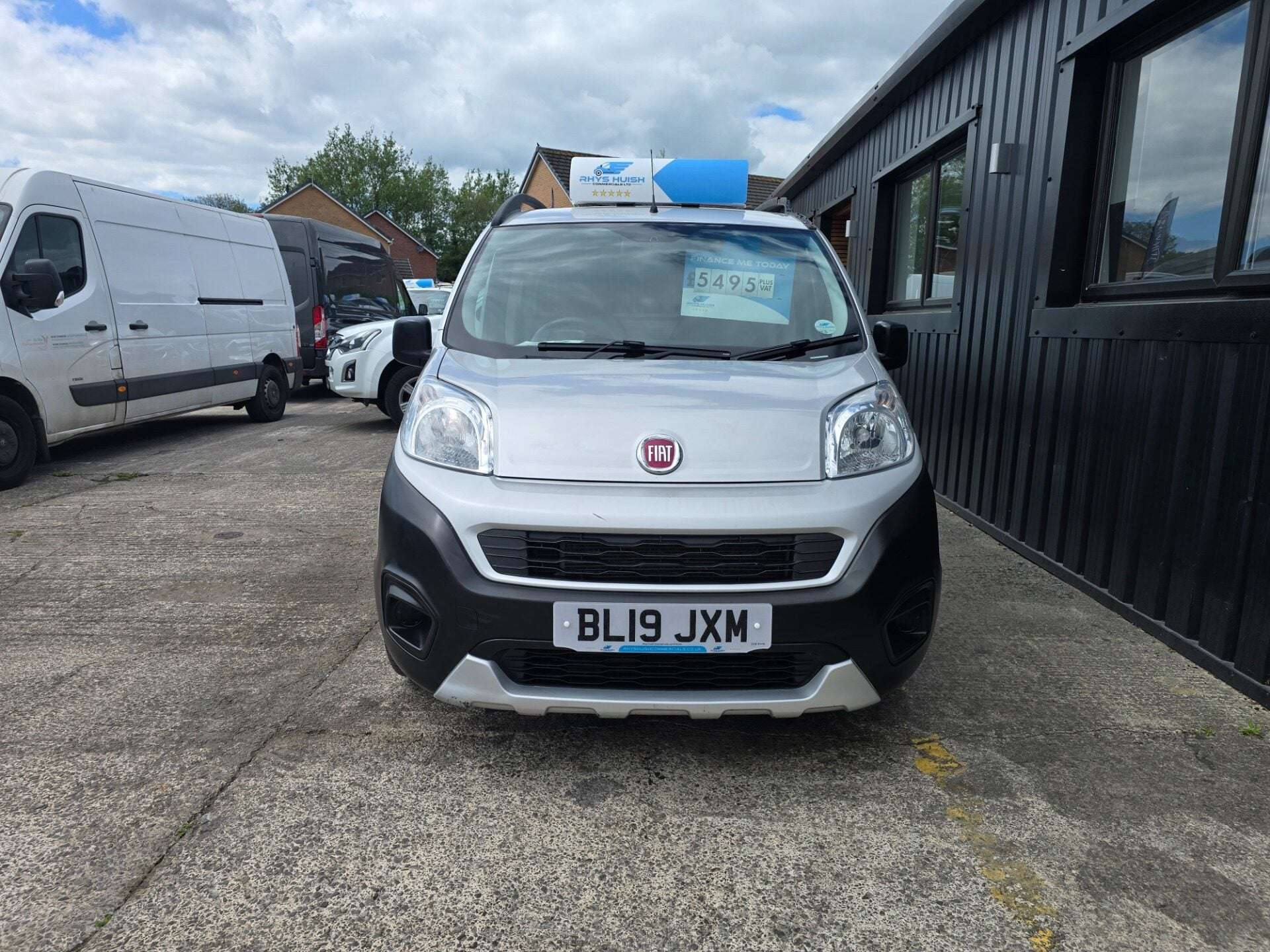 A 2019 FIAT FIORINO 16V MULTIJET ADVENTURE A 2019 FIAT FIORINO 16V MULTIJET ADVENTURE