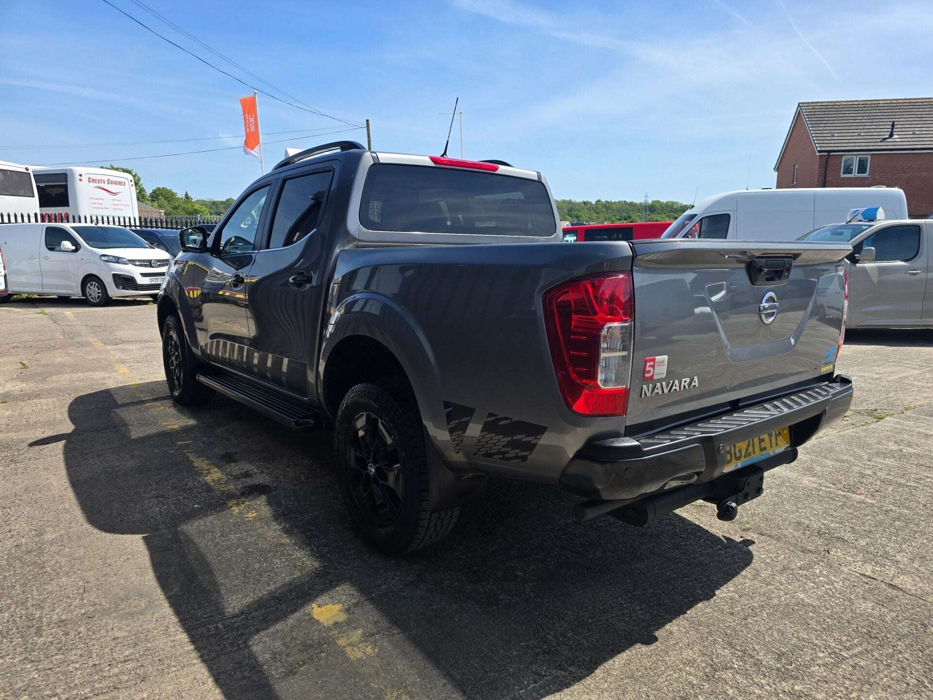 A 2021 NISSAN NAVARA DCI N-GUARD SHR DCB A 2021 NISSAN NAVARA DCI N-GUARD SHR DCB