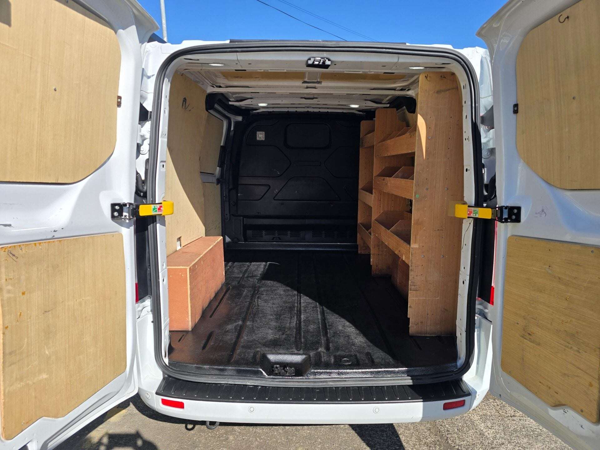 A 2022 FORD TRANSIT CUSTOM 280 LIMITED P/V ECOBLUE A 2022 FORD TRANSIT CUSTOM 280 LIMITED P/V ECOBLUE