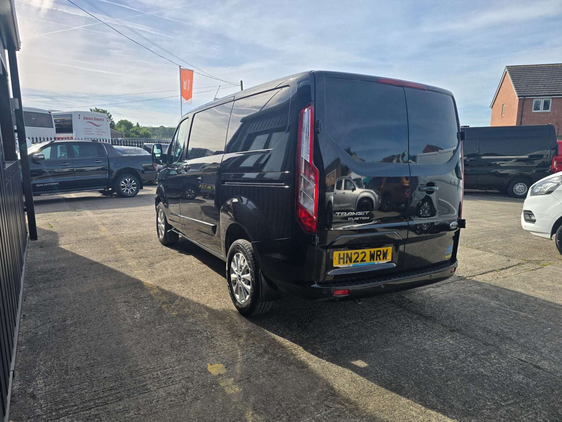 A 2022 FORD TRANSIT CUSTOM 280 LIMITED P/V ECOBLUE A 2022 FORD TRANSIT CUSTOM 280 LIMITED P/V ECOBLUE