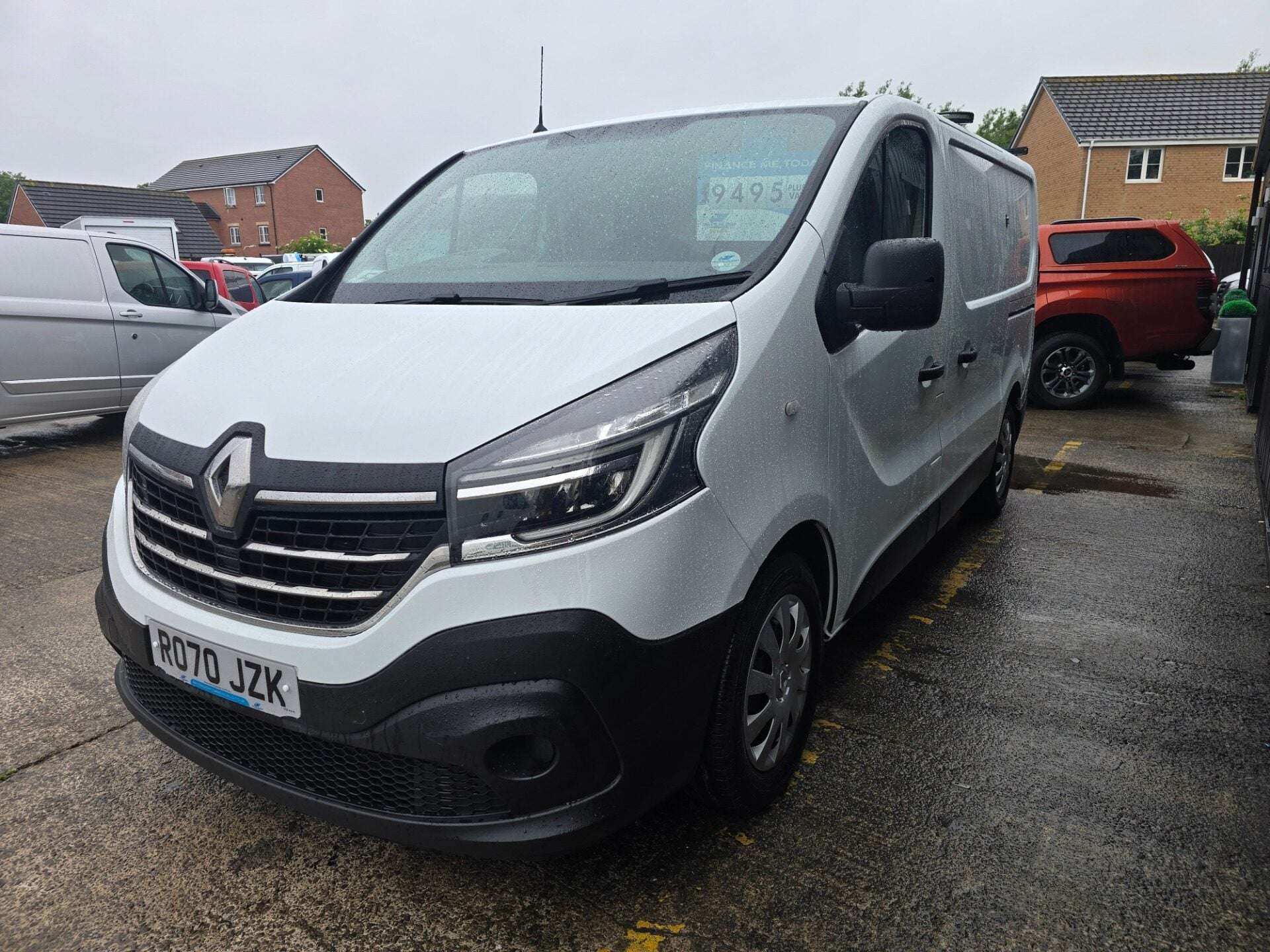 A 2020 RENAULT TRAFIC SL30 BUSINESS PLUS ENERGY DCI A 2020 RENAULT TRAFIC SL30 BUSINESS PLUS ENERGY DCI