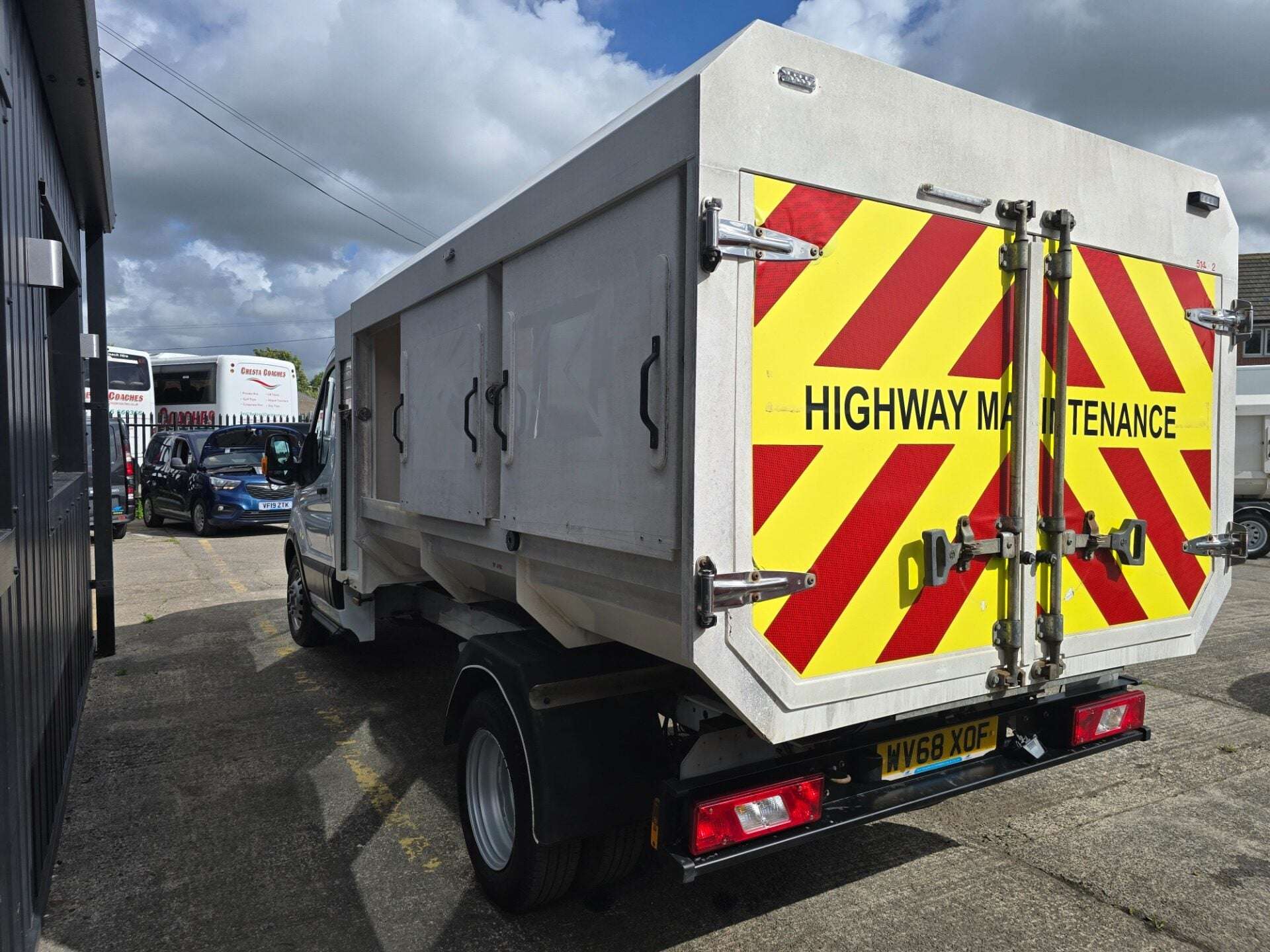 A 2018 FORD TRANSIT 350 L3 C/C A 2018 FORD TRANSIT 350 L3 C/C