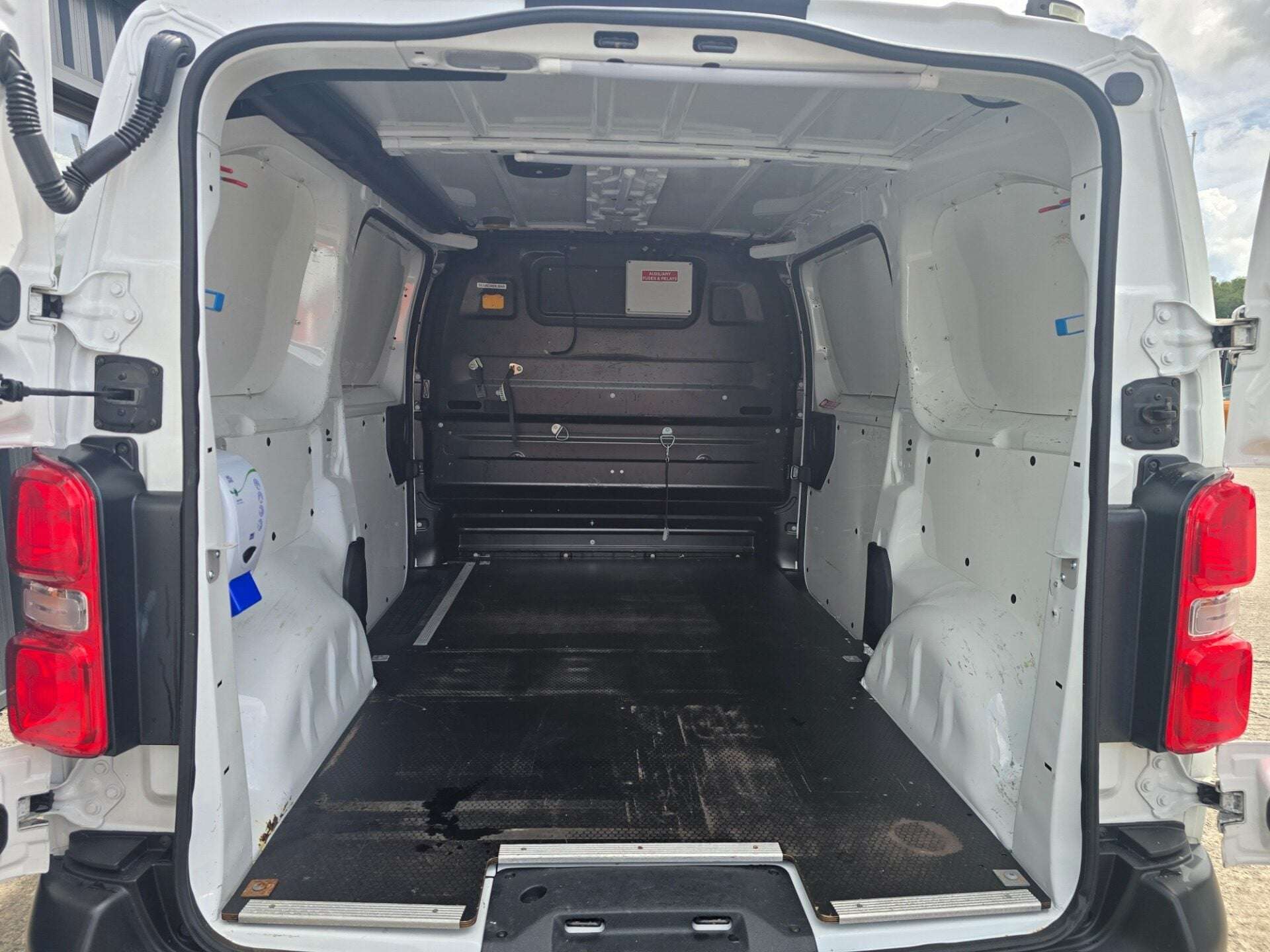 2019 VAUXHALL VIVARO 2019 VAUXHALL VIVARO