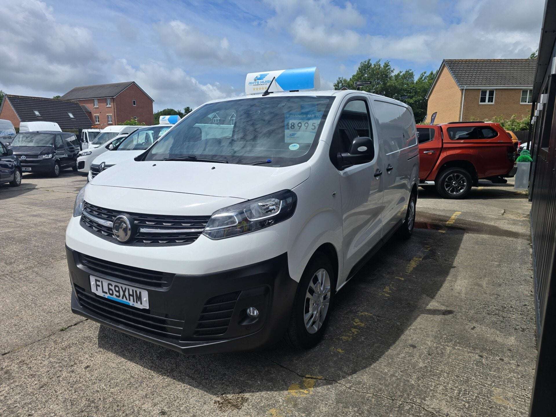 A 2019 VAUXHALL VIVARO L1H1 2900 EDITION S/S A 2019 VAUXHALL VIVARO L1H1 2900 EDITION S/S