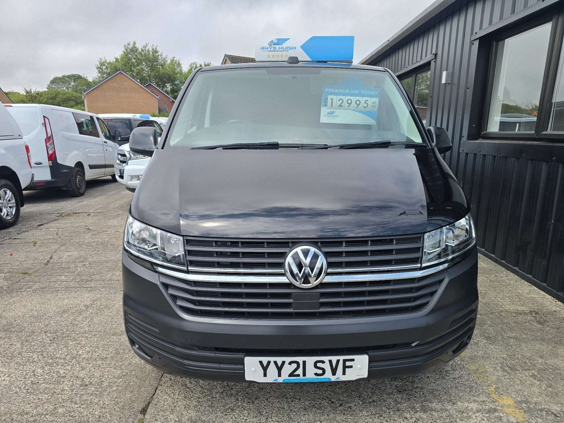 A 2021 VOLKSWAGEN TRANSPORTER T30 TDI P/V STARTLINE A 2021 VOLKSWAGEN TRANSPORTER T30 TDI P/V STARTLINE