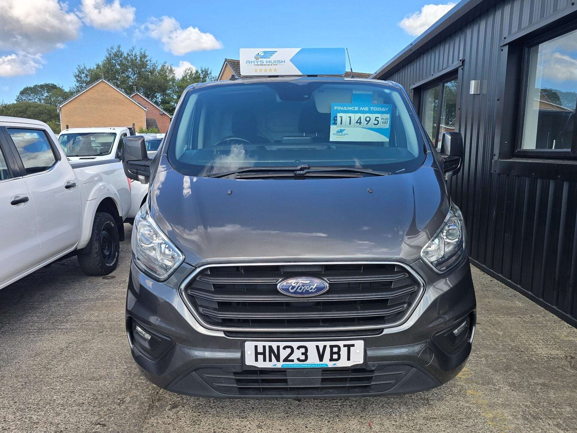 A 2023 FORD TRANSIT CUSTOM 300 LIMITED P/V ECOBLUE A 2023 FORD TRANSIT CUSTOM 300 LIMITED P/V ECOBLUE